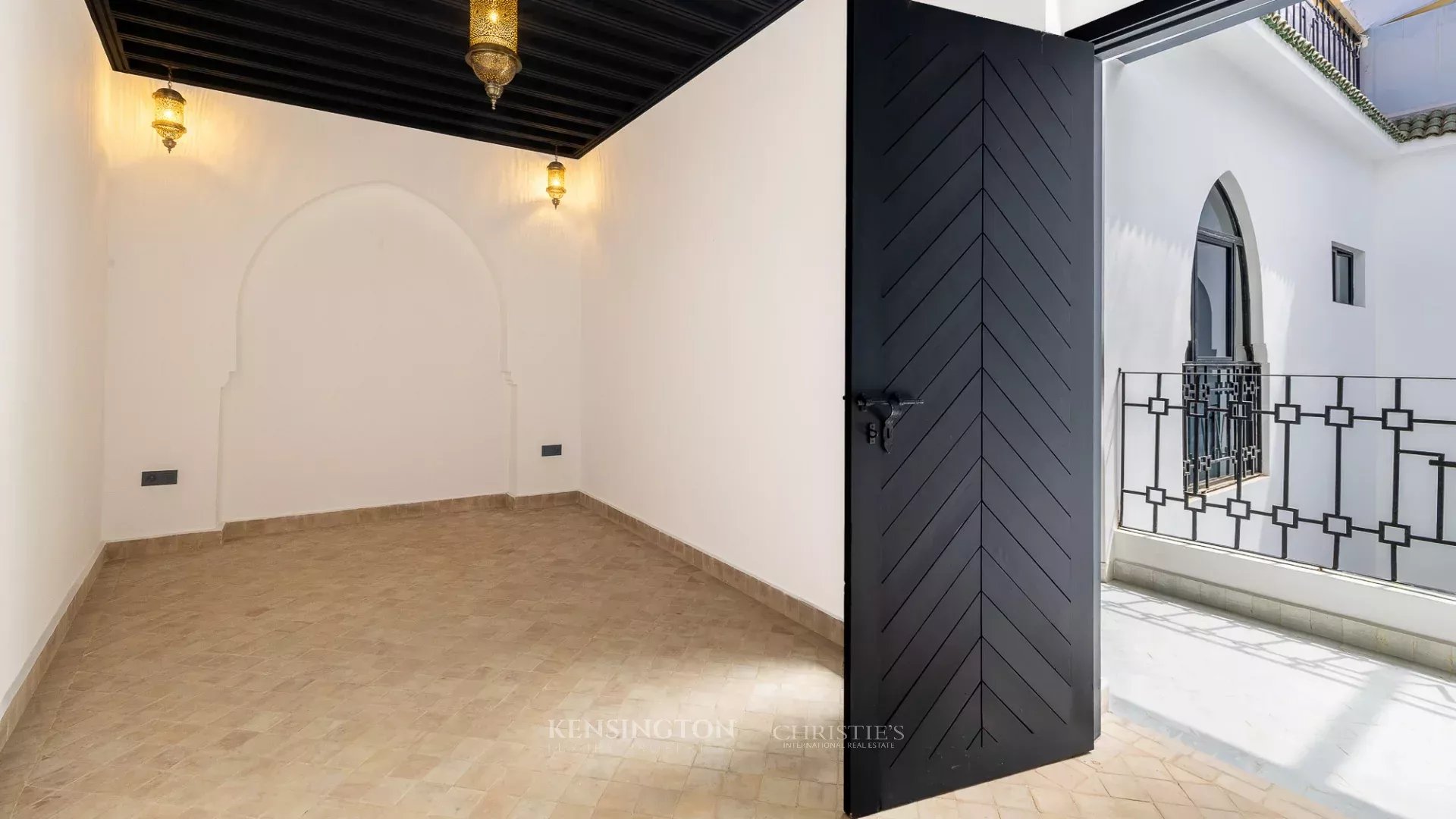4 Bedroom Villa/Townhouse's Image 11