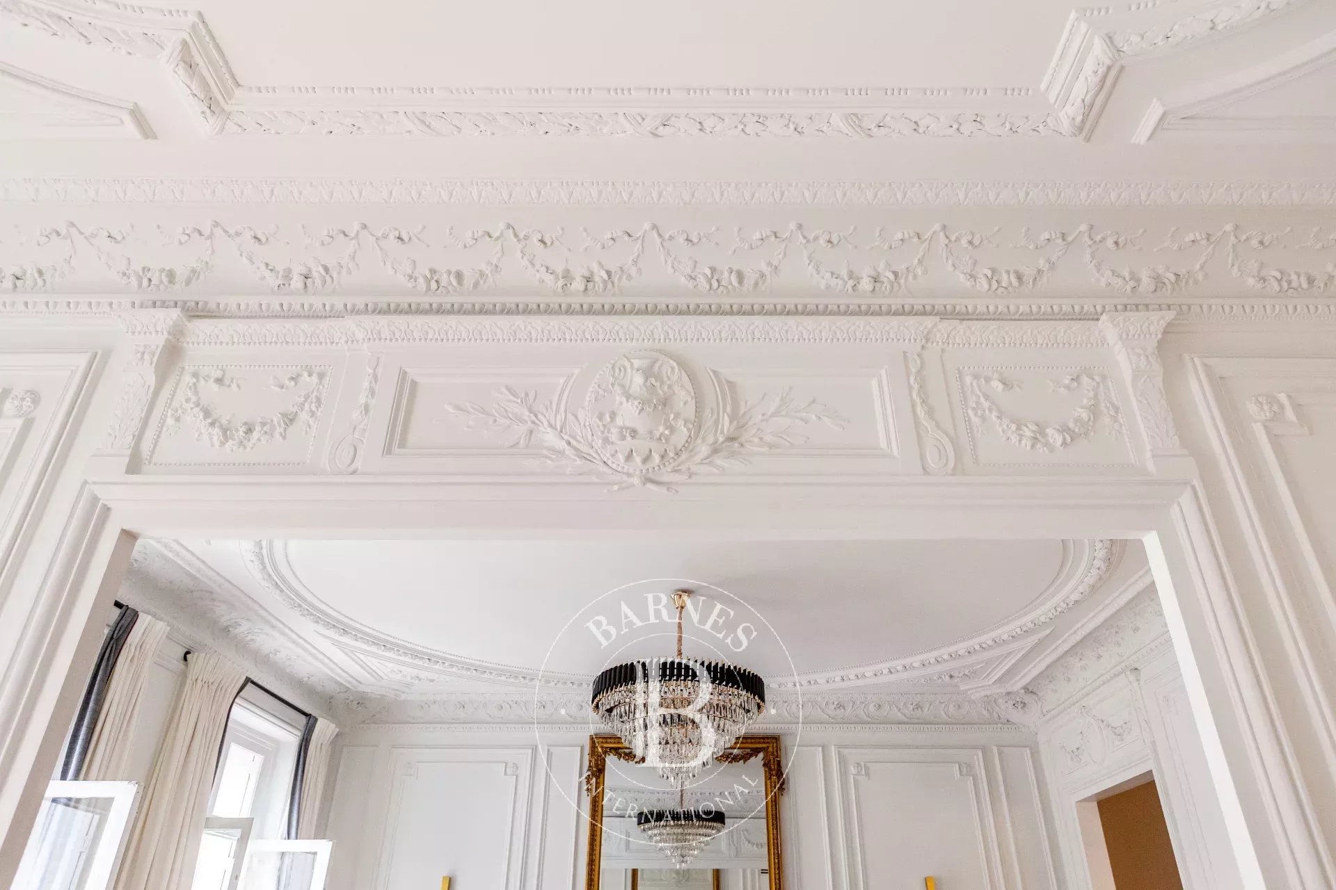 Daire Paris 8ème - picture 10