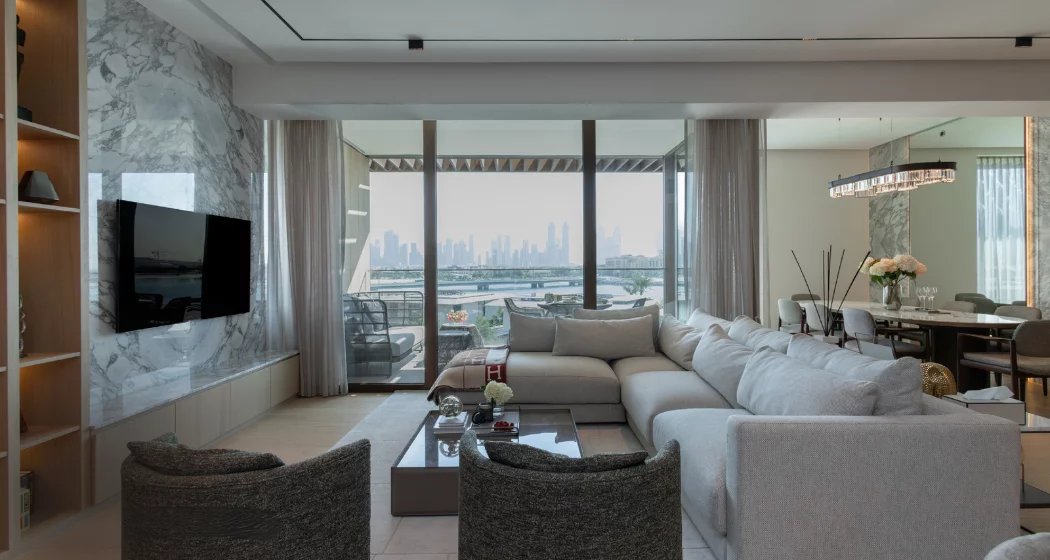 Luxurious 2-Bedroom Residence with Skyline View