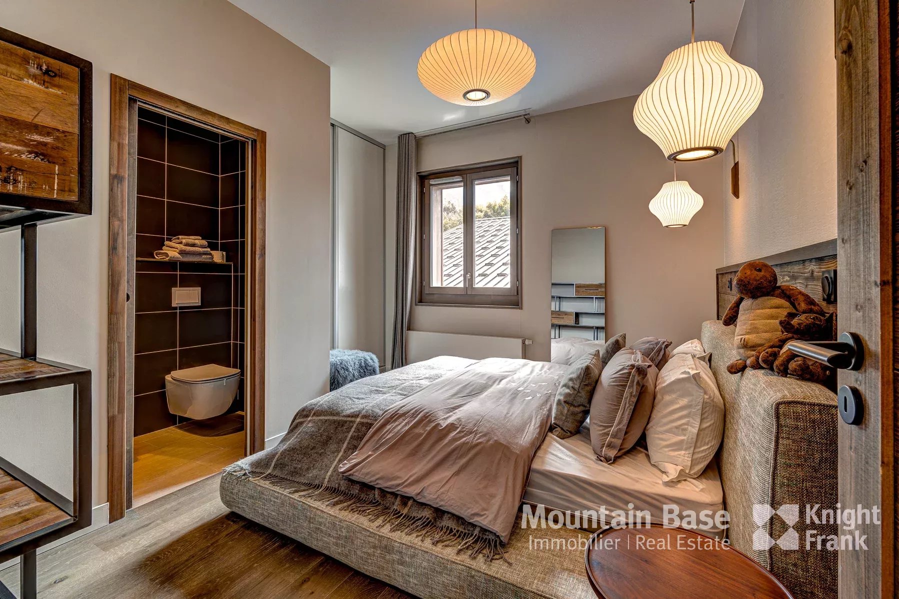 Photo of Newly built, 3-bedroom, 3-bathroom penthouse apartment in Chamonix centre