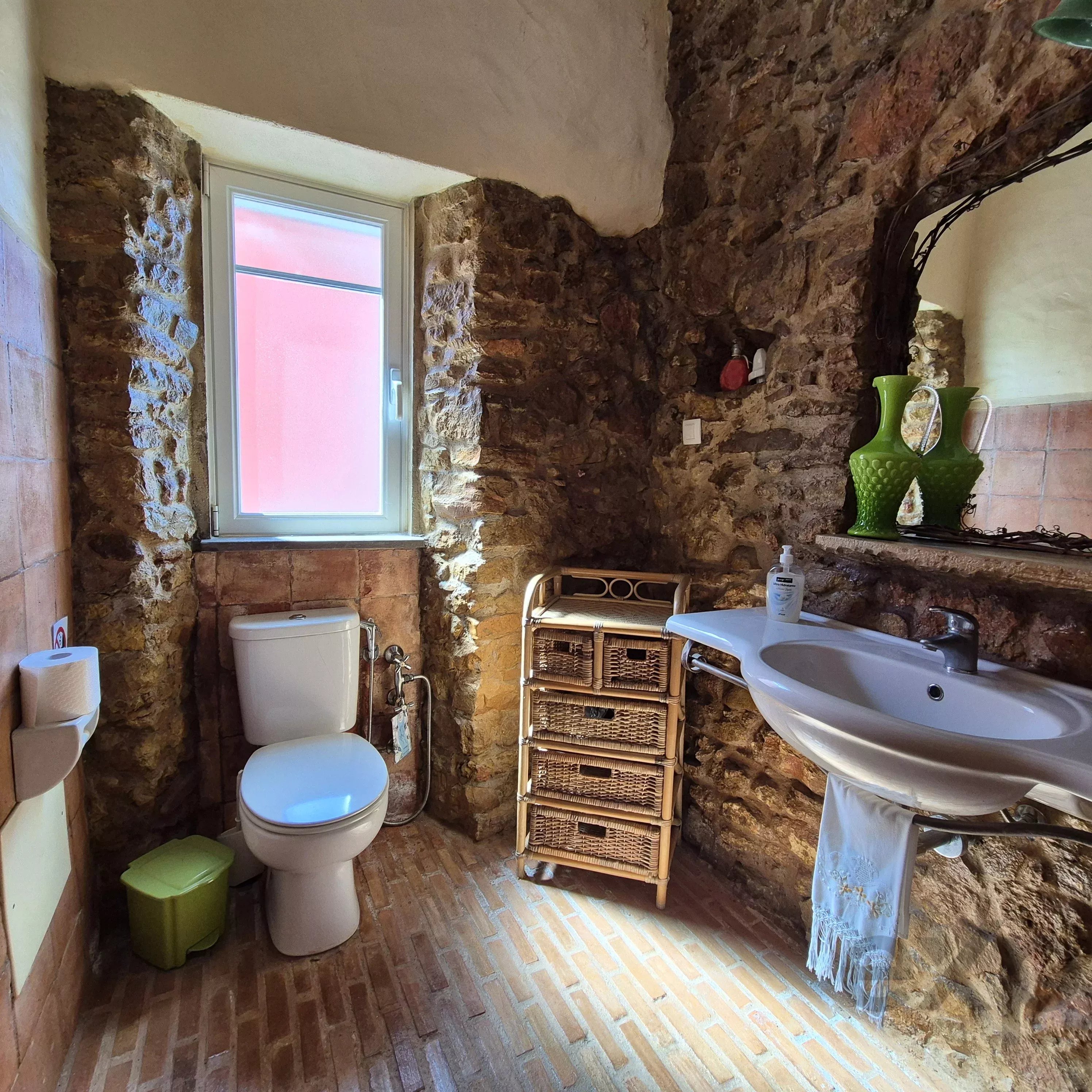 Country house with swimming pool 87034529 image 31