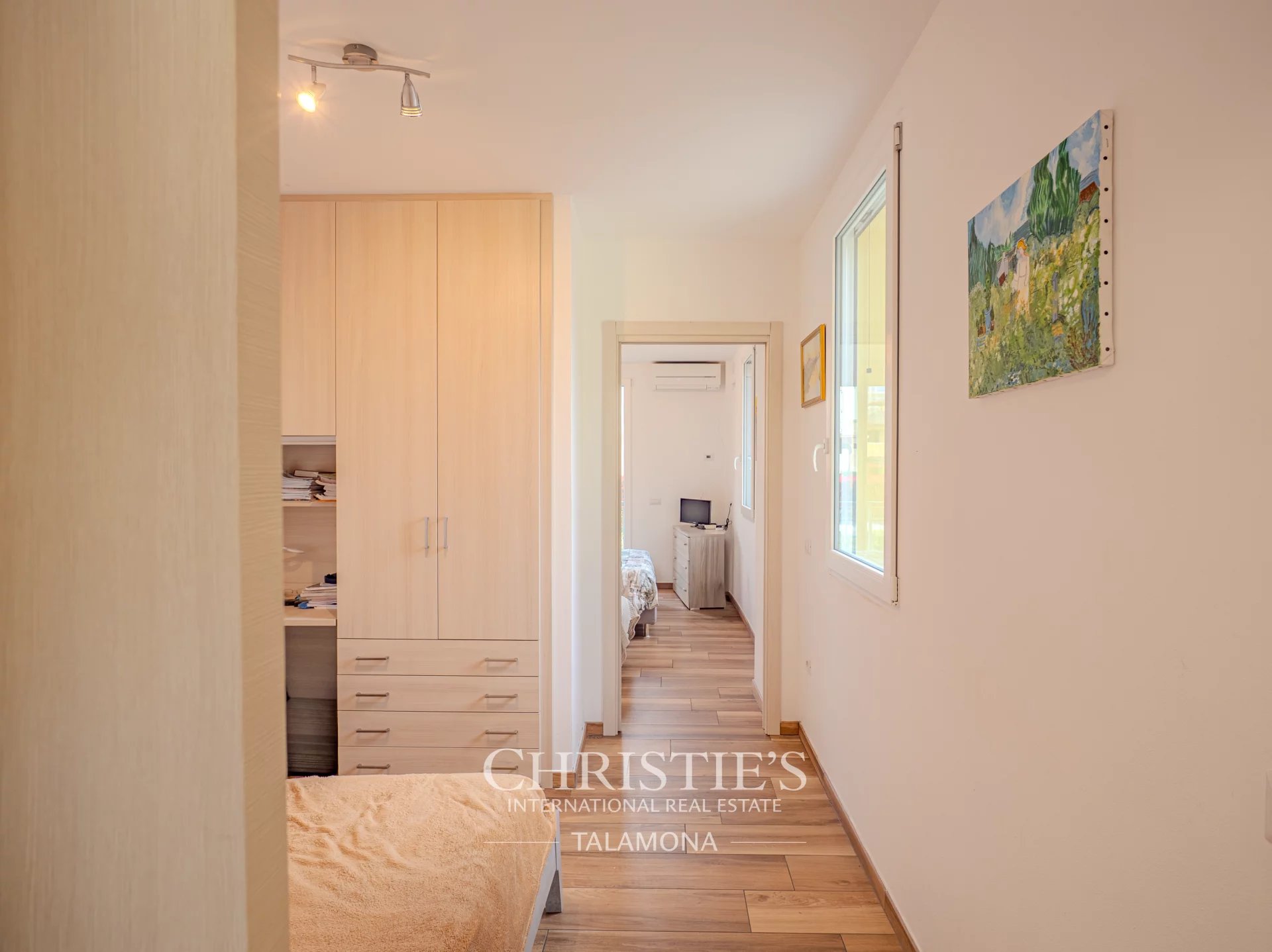 Villa/Townhouse's Image 12