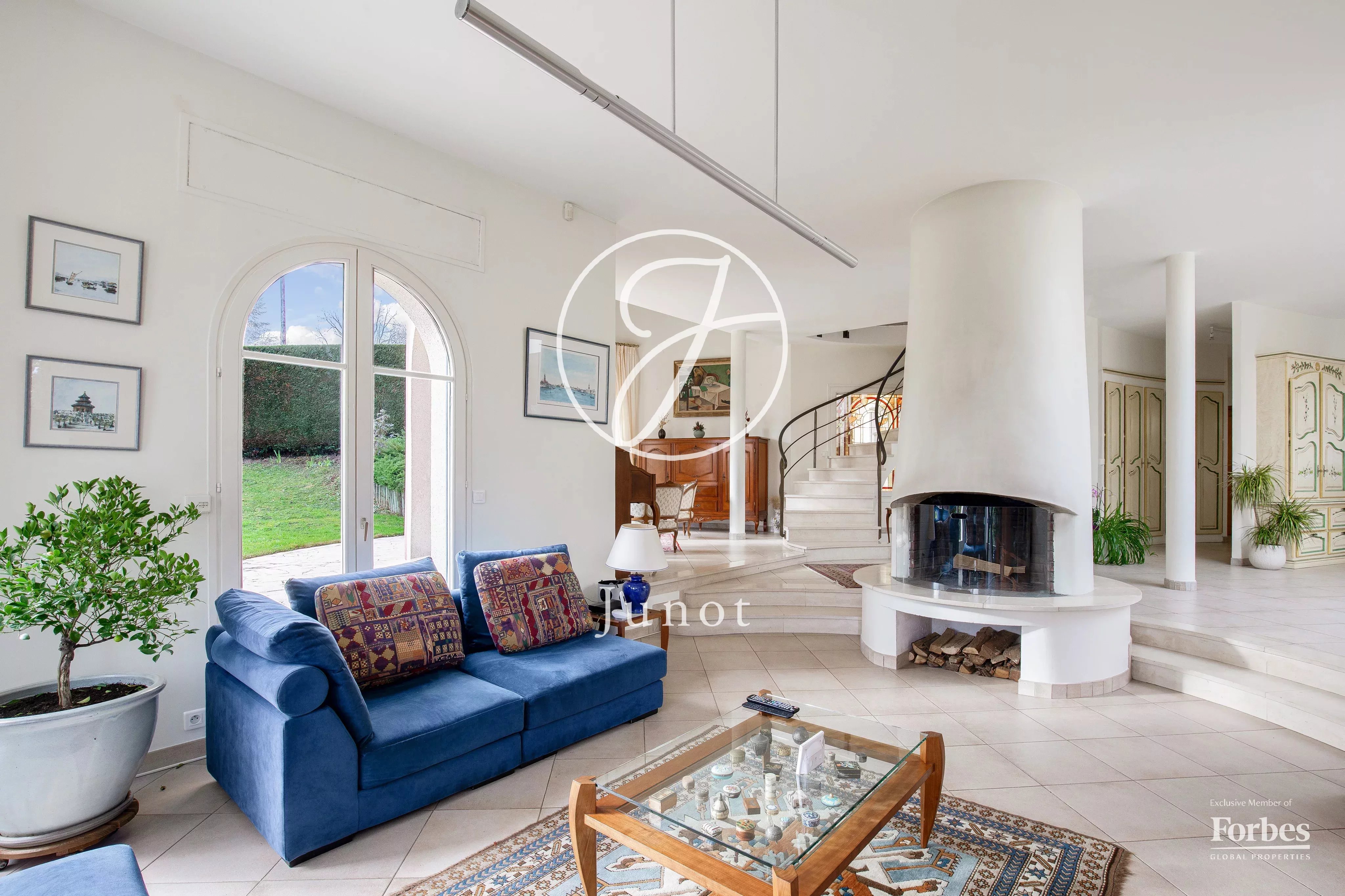 La Celle Saint-Cloud - LES GRESSETS - Maison à vendre - 323 m² - 4 chambres - Terrain de 1106 m².