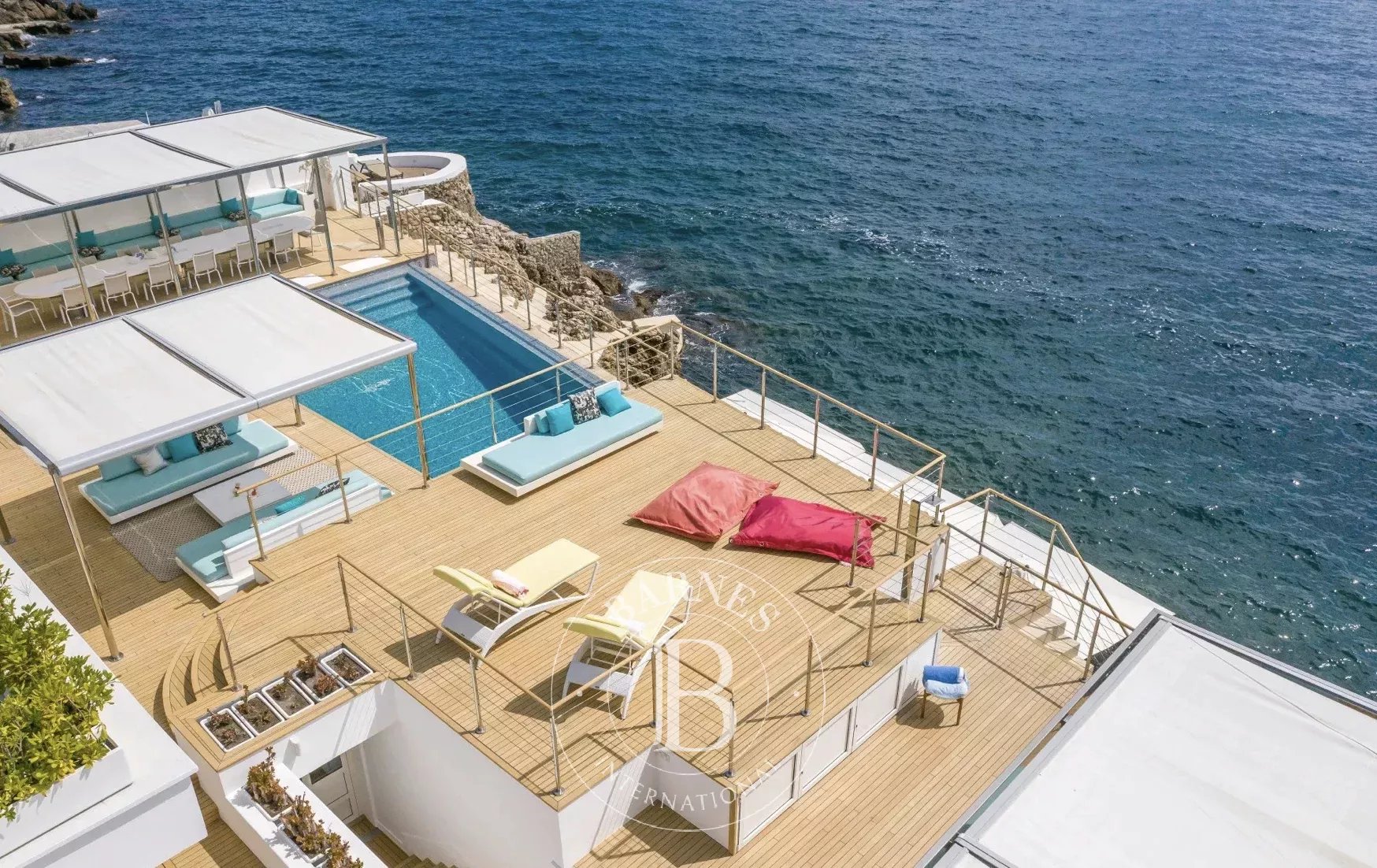 Villa Antibes - picture 12