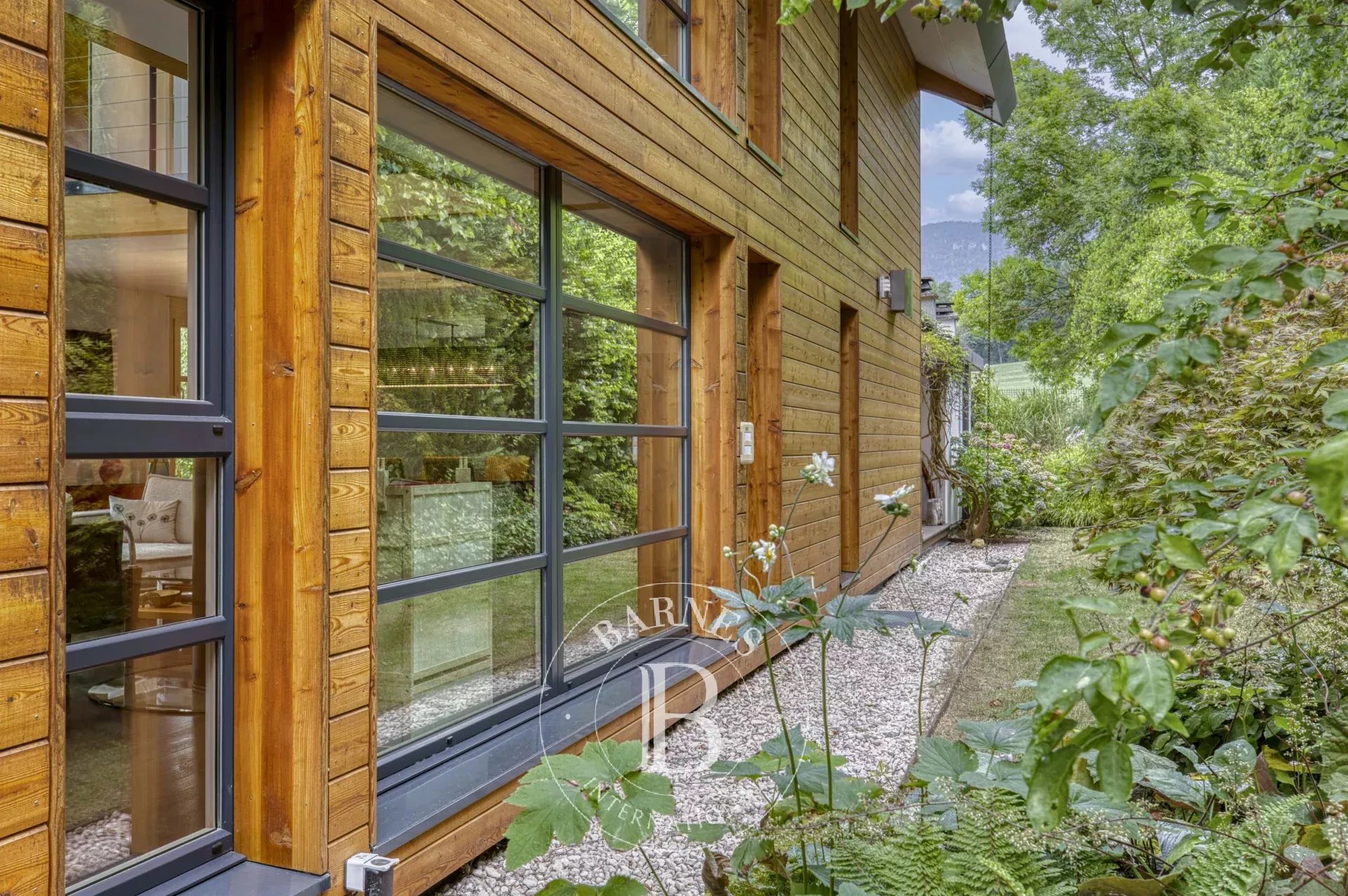 Villa Divonne-les-Bains