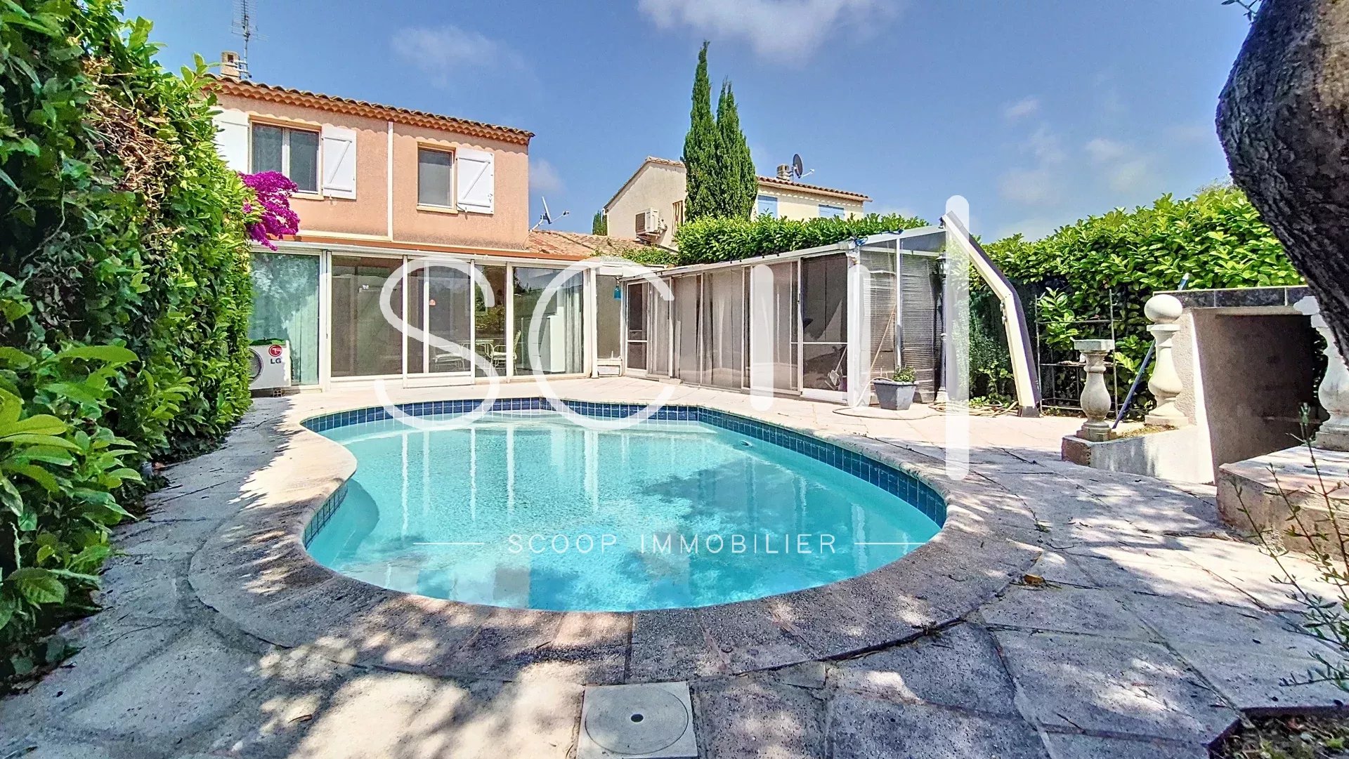 Agence immobilière de 
