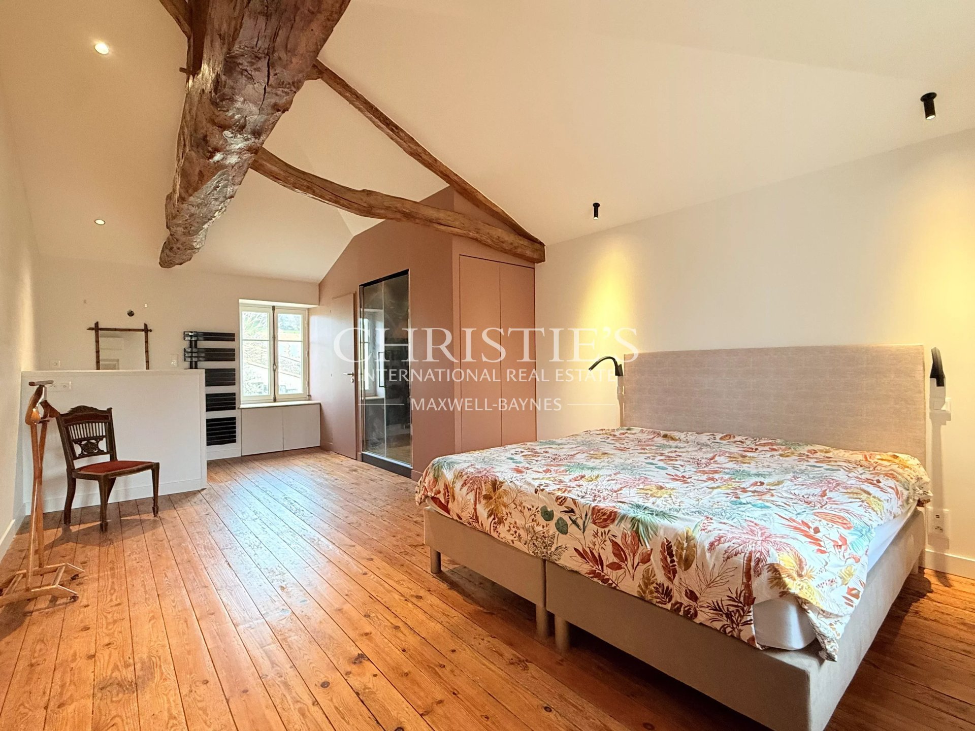 4 Bedroom Villa/Townhouse's Image 17