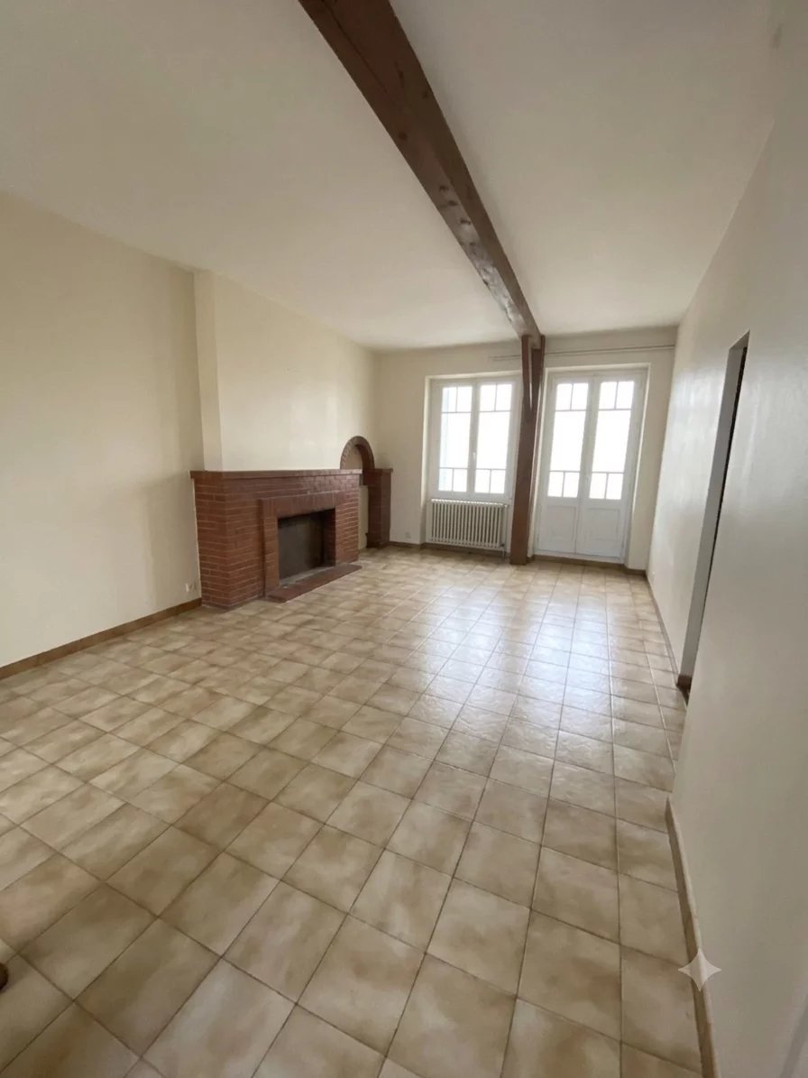 Village house for sale Daumazan-sur-Arize, Ariège