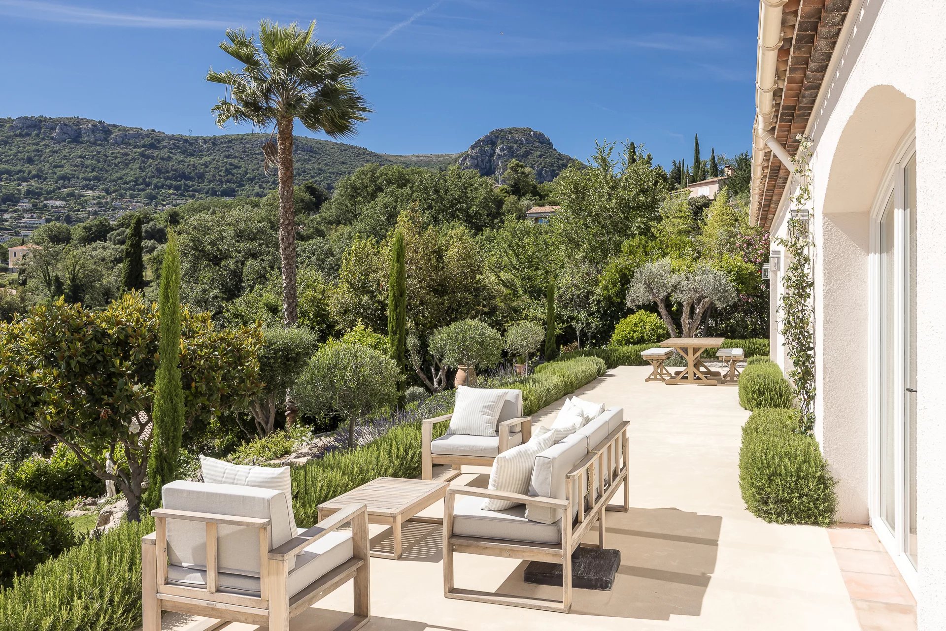 Vence – Elegant Provençal villa