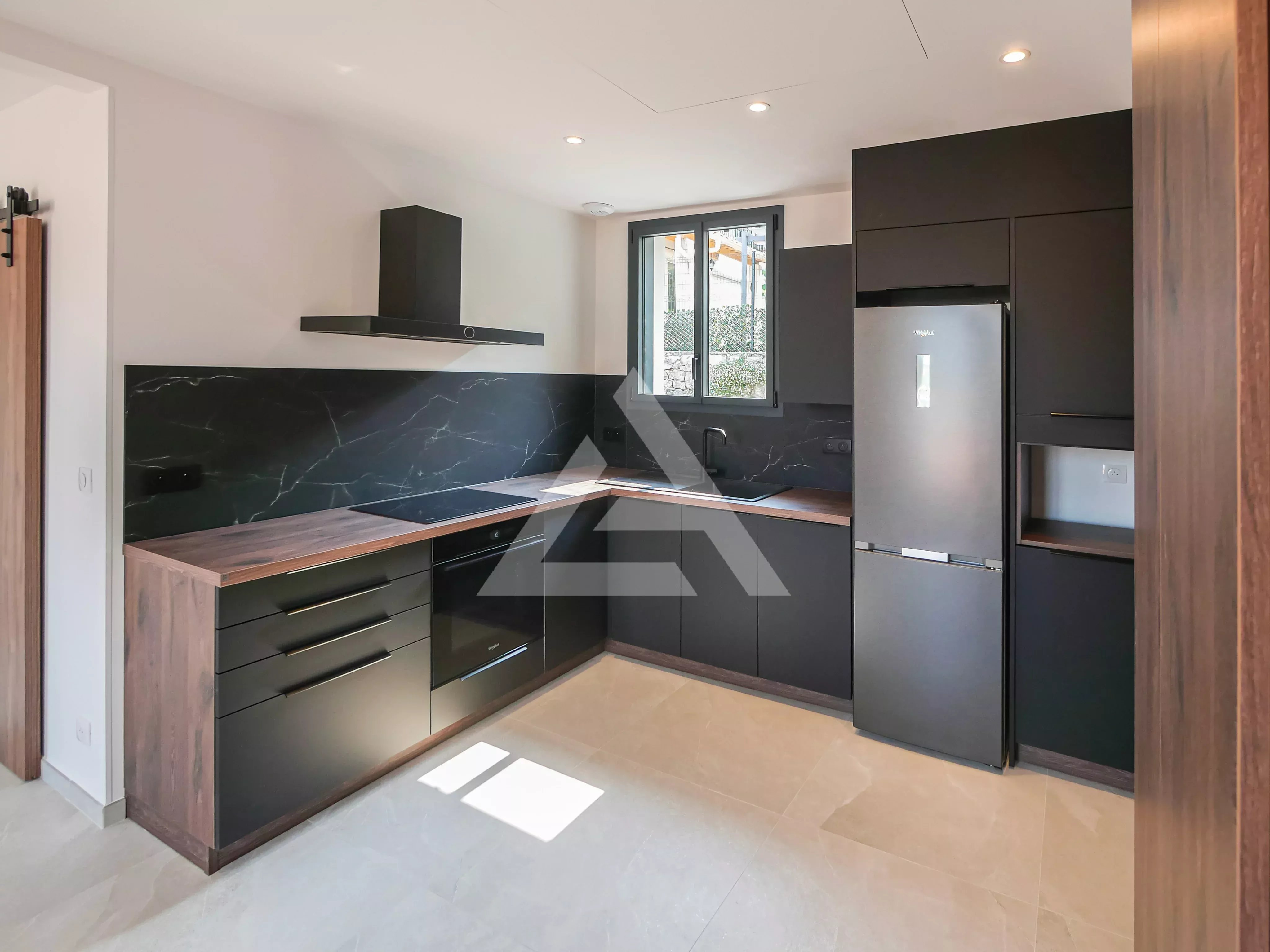 LA TURBIE – ONE-BEDROOM FLAT (UNFURNISHED) – GARAGE