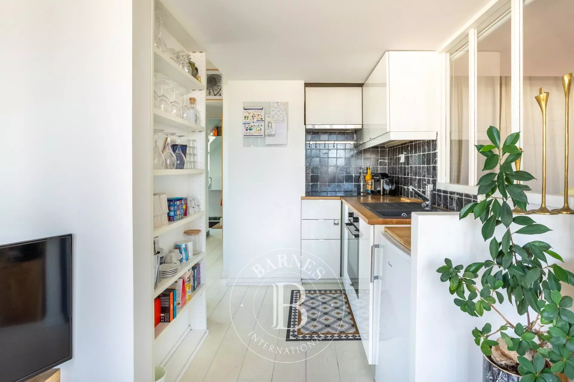 Daire Paris 4ème - picture 9