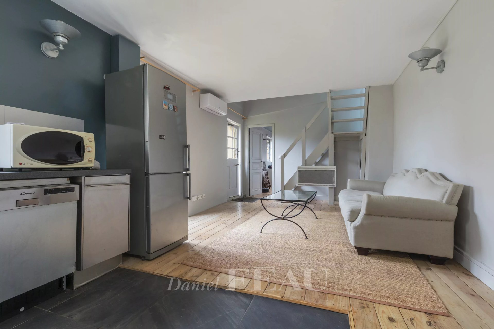 6 Bedroom Villa/Townhouse's Image 25