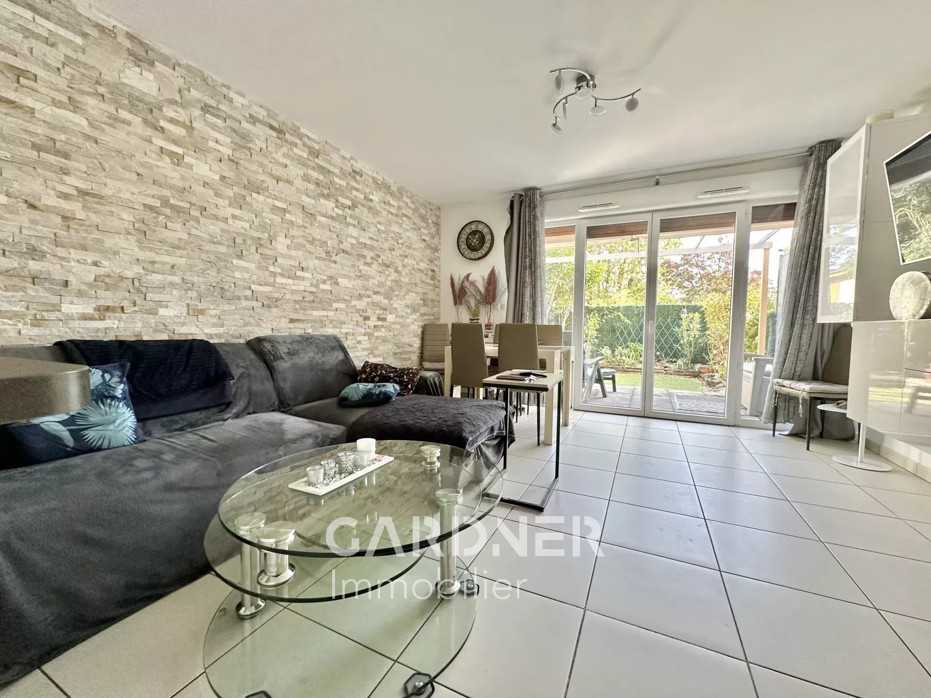 Agence immobilière de 