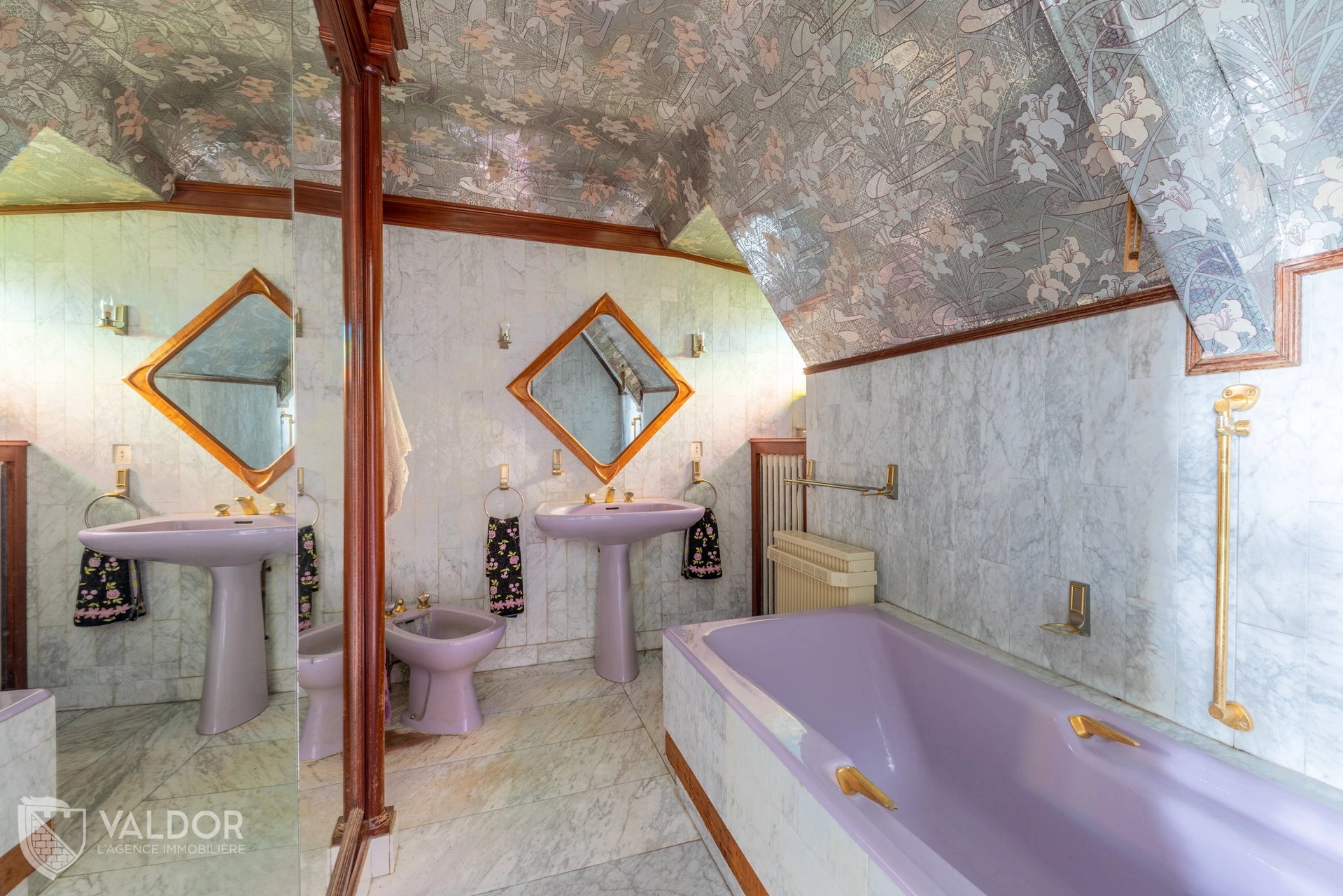 Maison atypique de 190 m² avec grand terrain