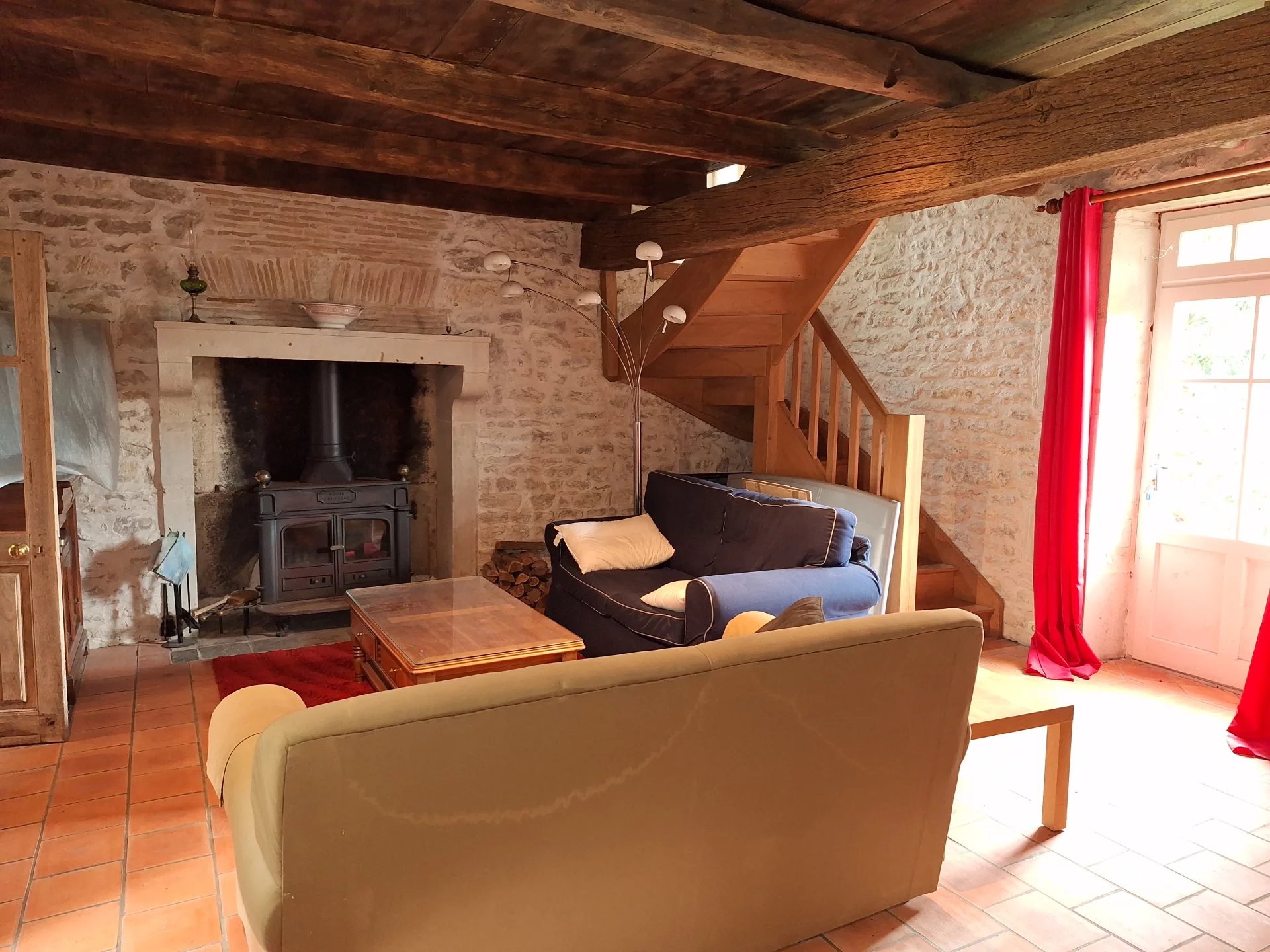 House in Benest - Image 3