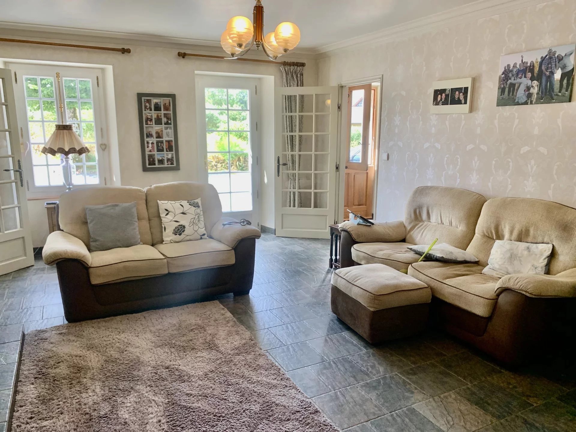 House in Saint-Yrieix-les-Bois - Image 3