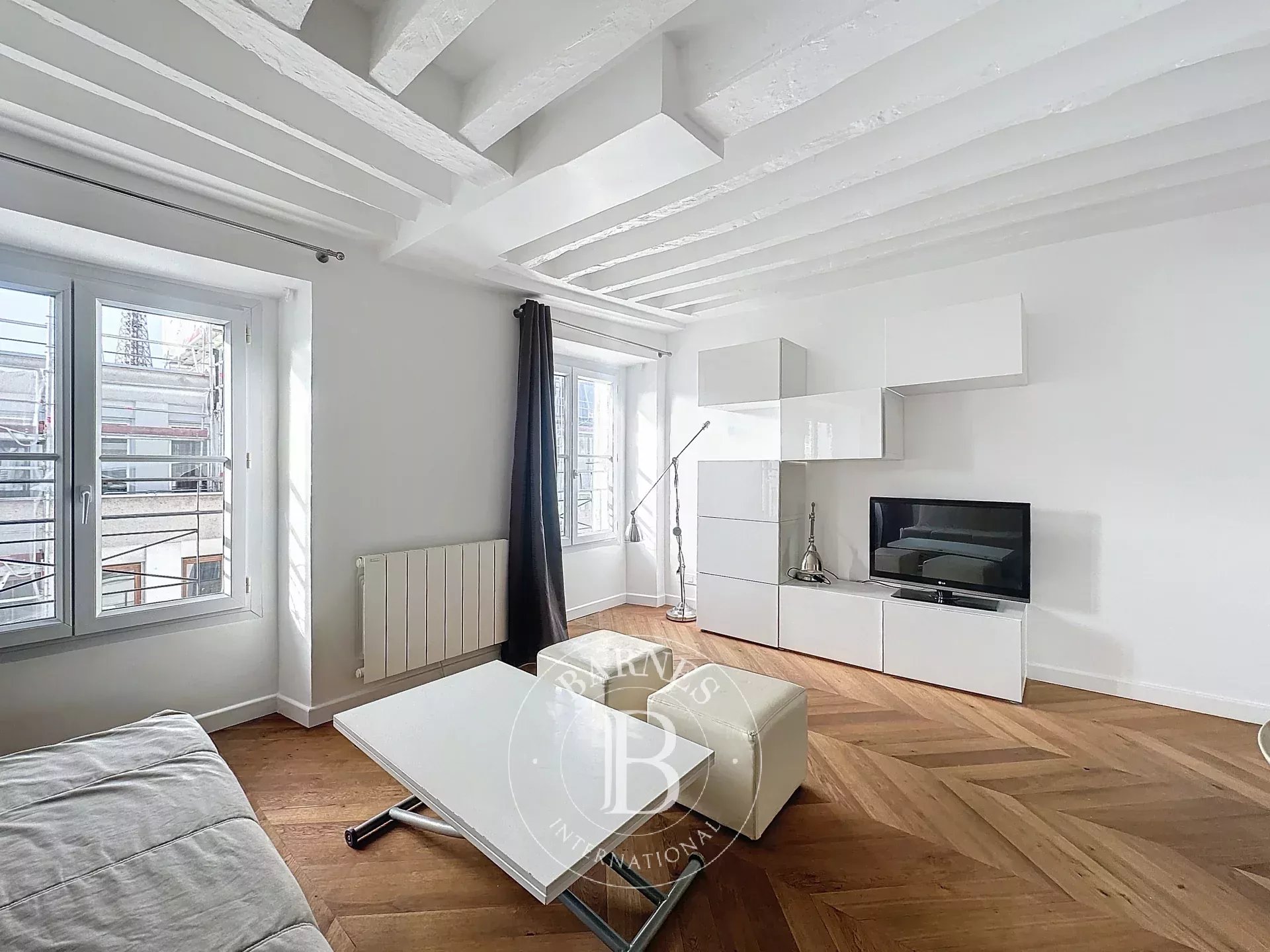 Apartment Paris 75007  -  ref 85370117 (picture 1)
