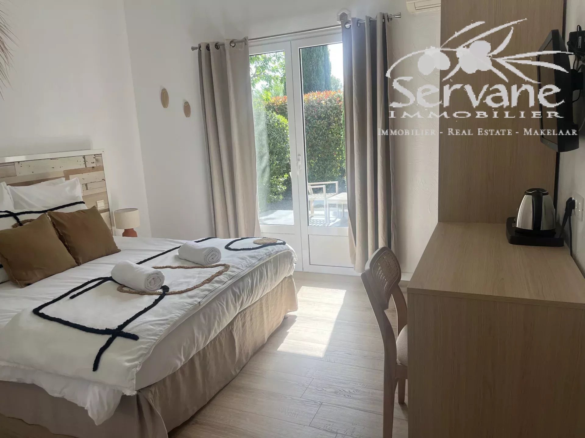 EXCEPTIONAL PROPERTY SALERNES 7 BEDROOMS