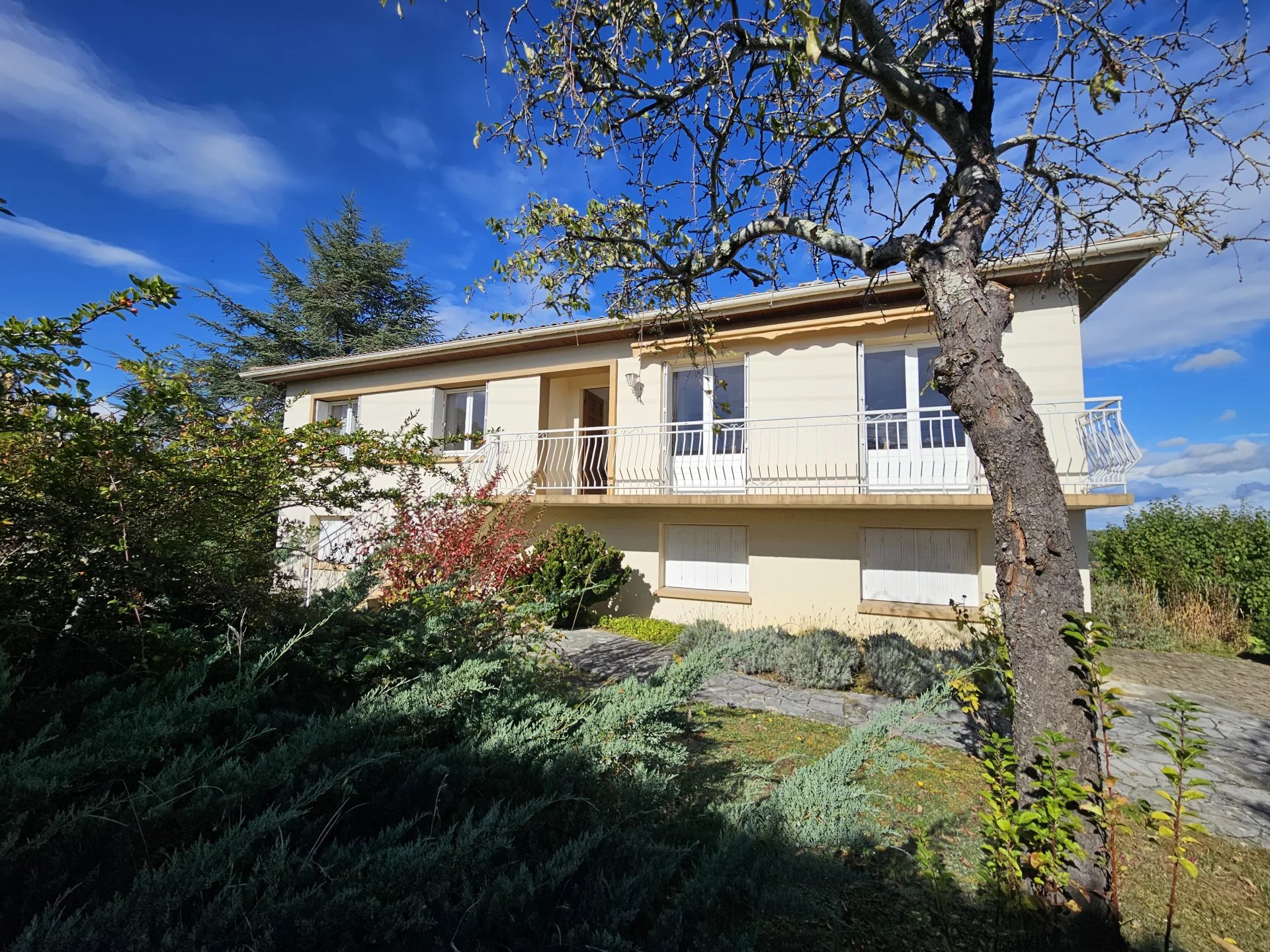 Agence immobilière de 