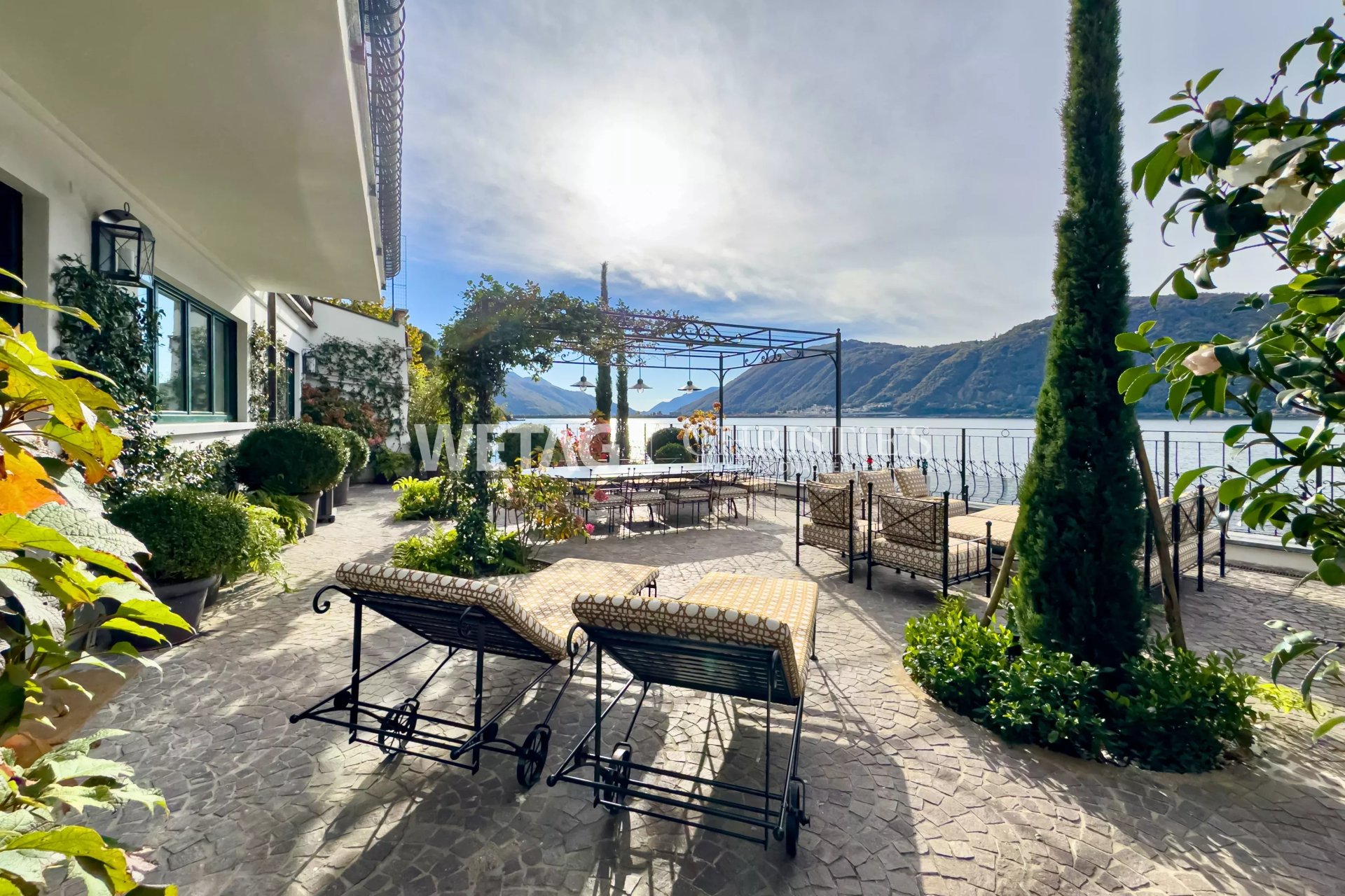 5 Bedroom Villa/Townhouse's Image 4