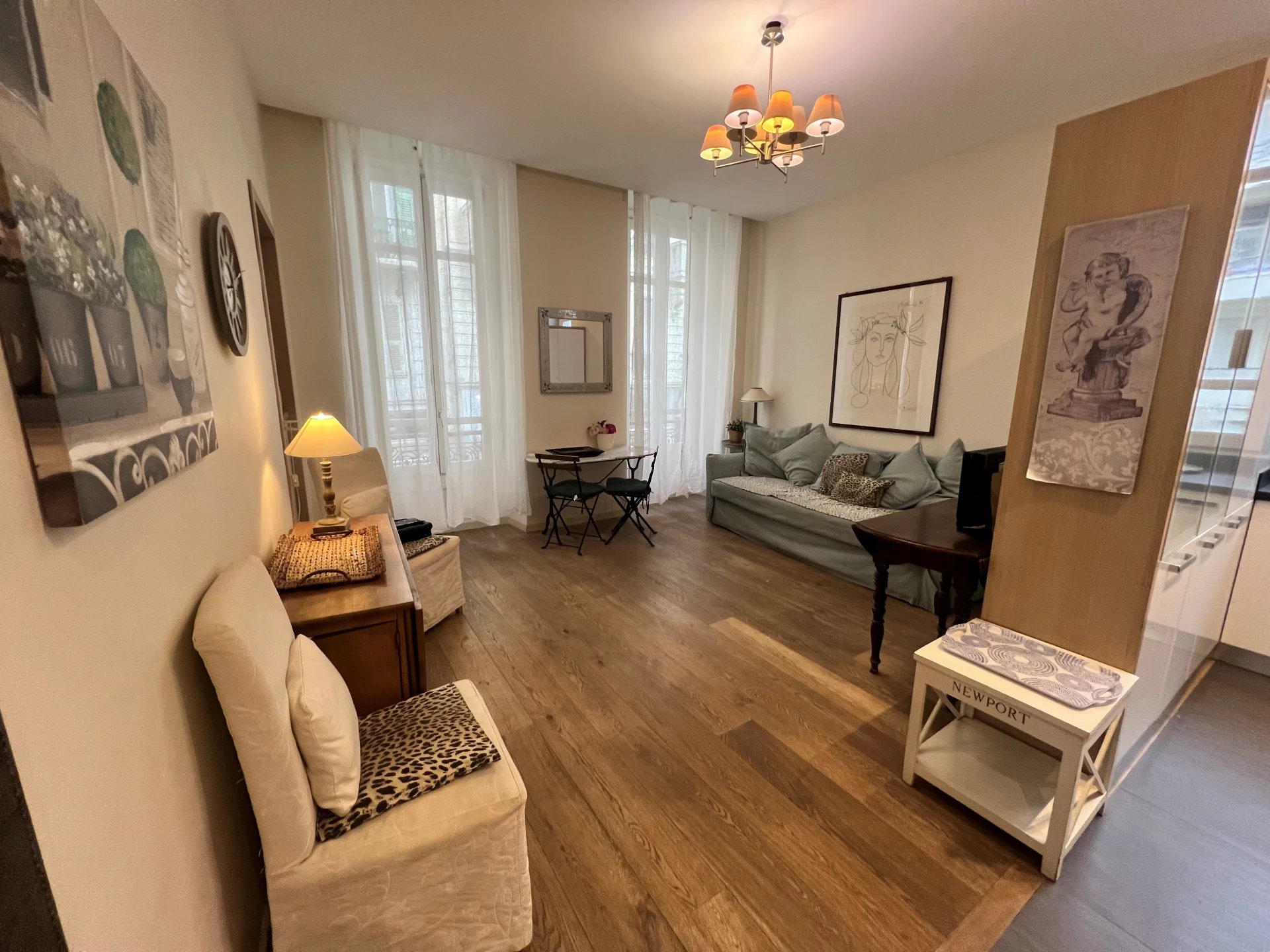 Agence immobilière de 