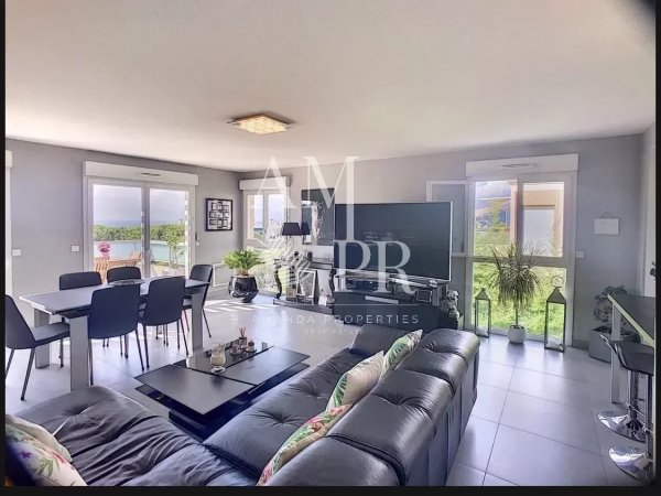 Superb 4 Rooms 100m² - Top Floor with Terrace Sea View -Le Cannet — photo 4