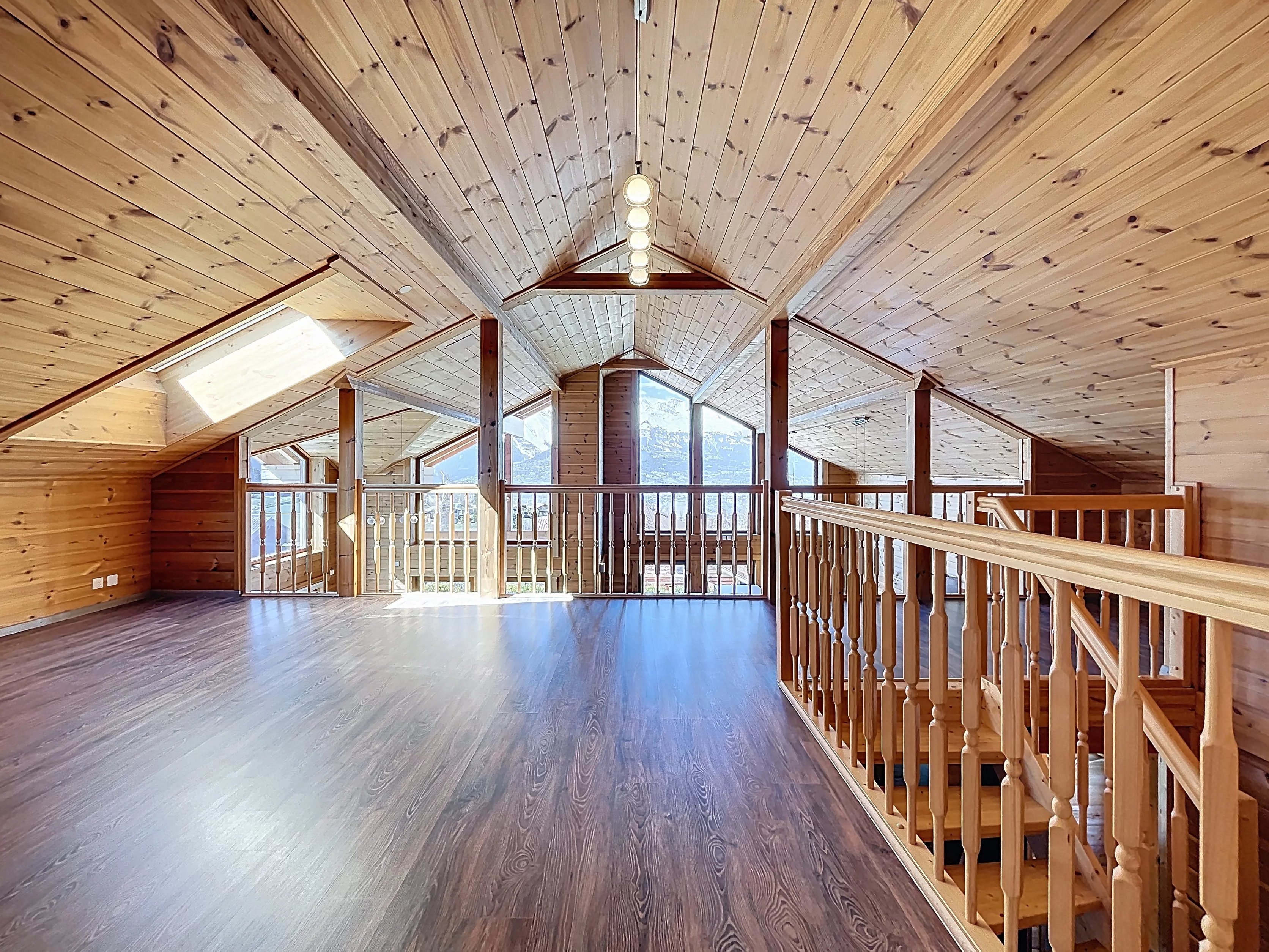 Chalet contemporain avec vue imprenable sur les Alpes