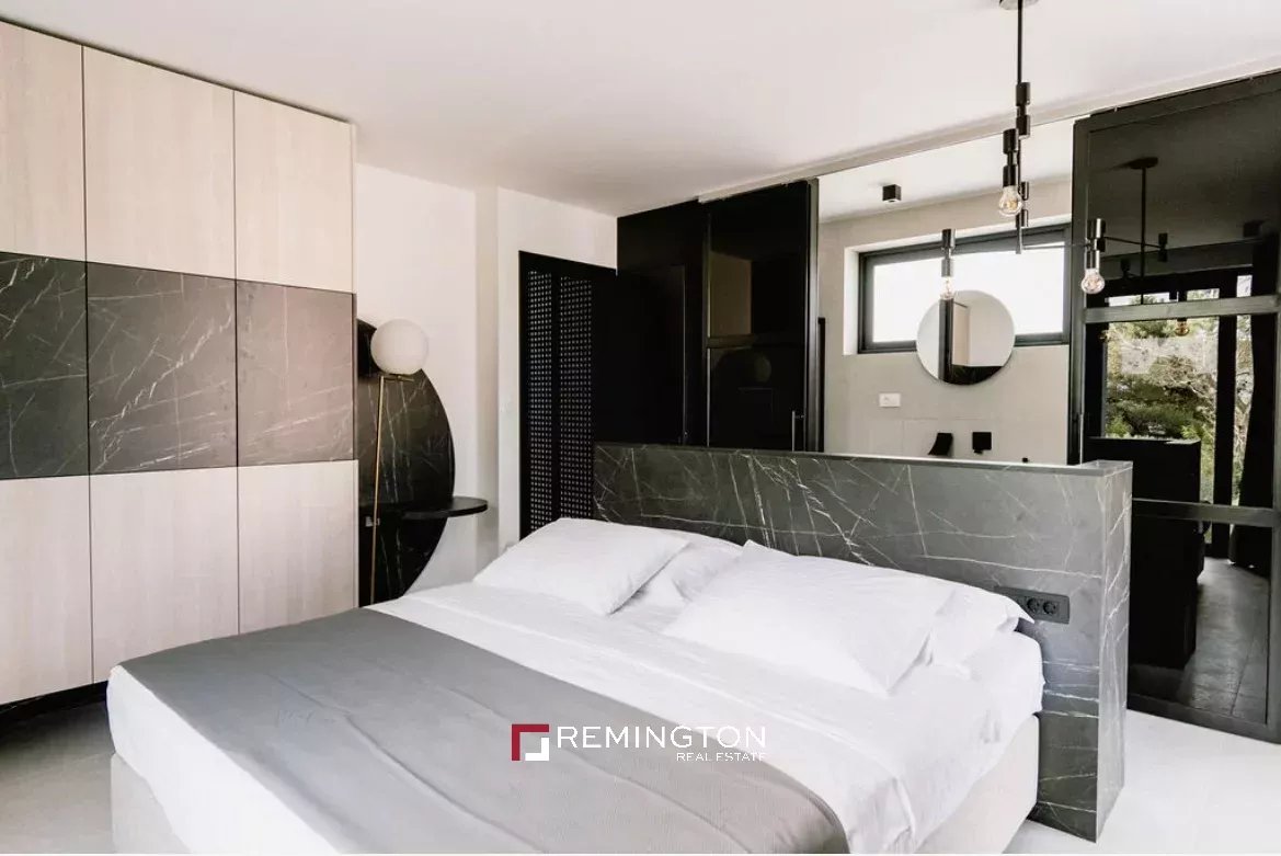 4 Bedroom Villa/Townhouse's Image 48