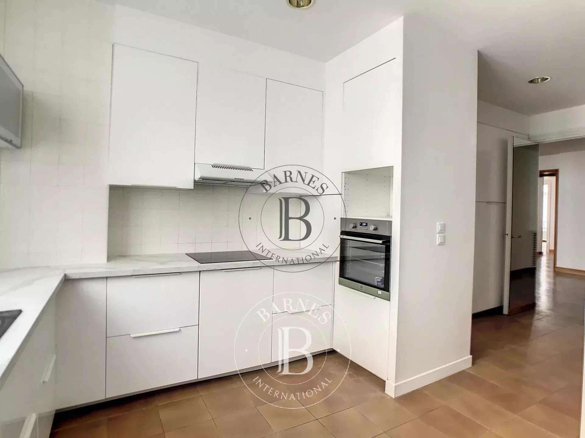 Daire Paris 8ème - picture 8