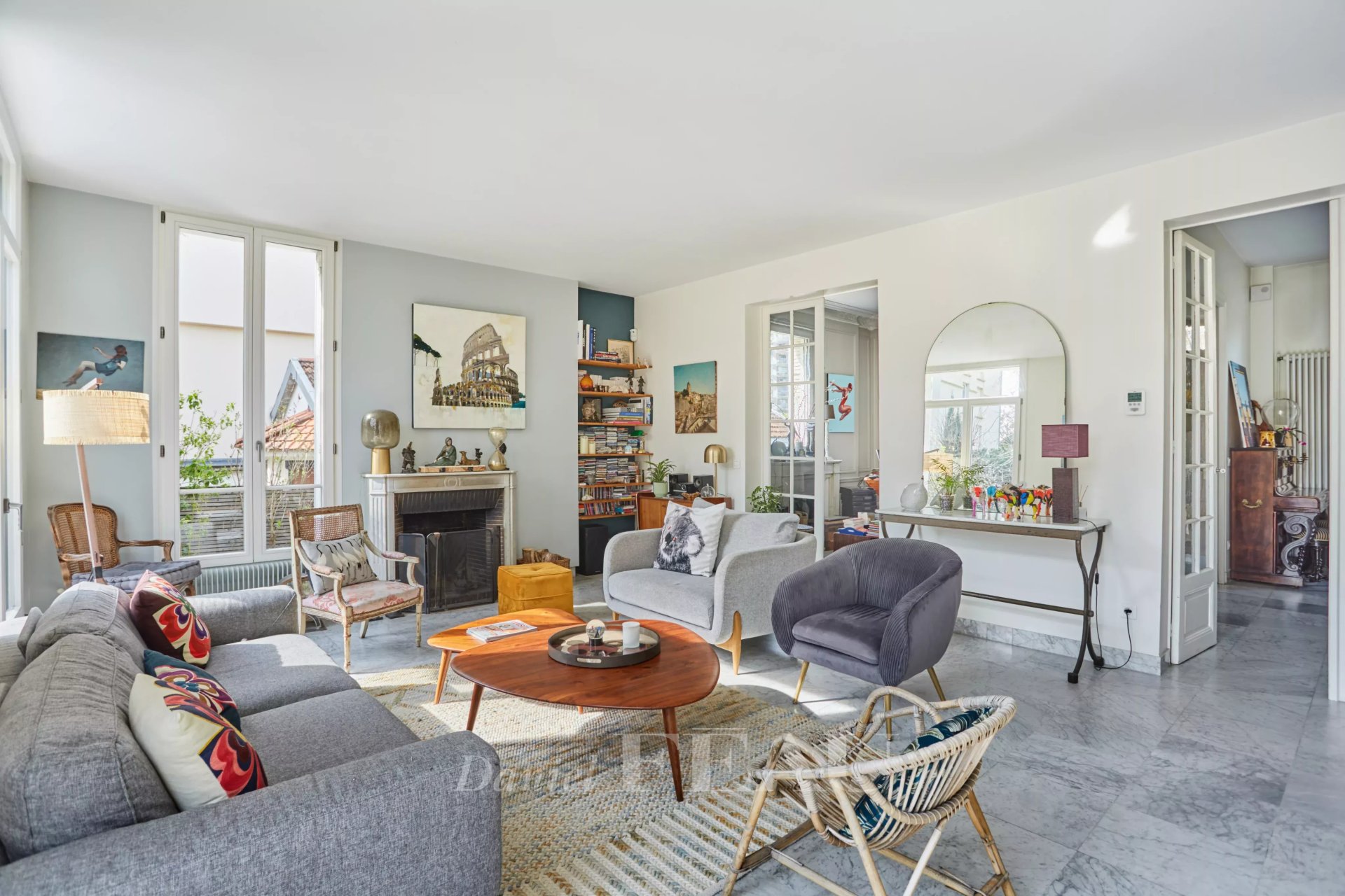 6 Bedroom Villa/Townhouse's Image 9