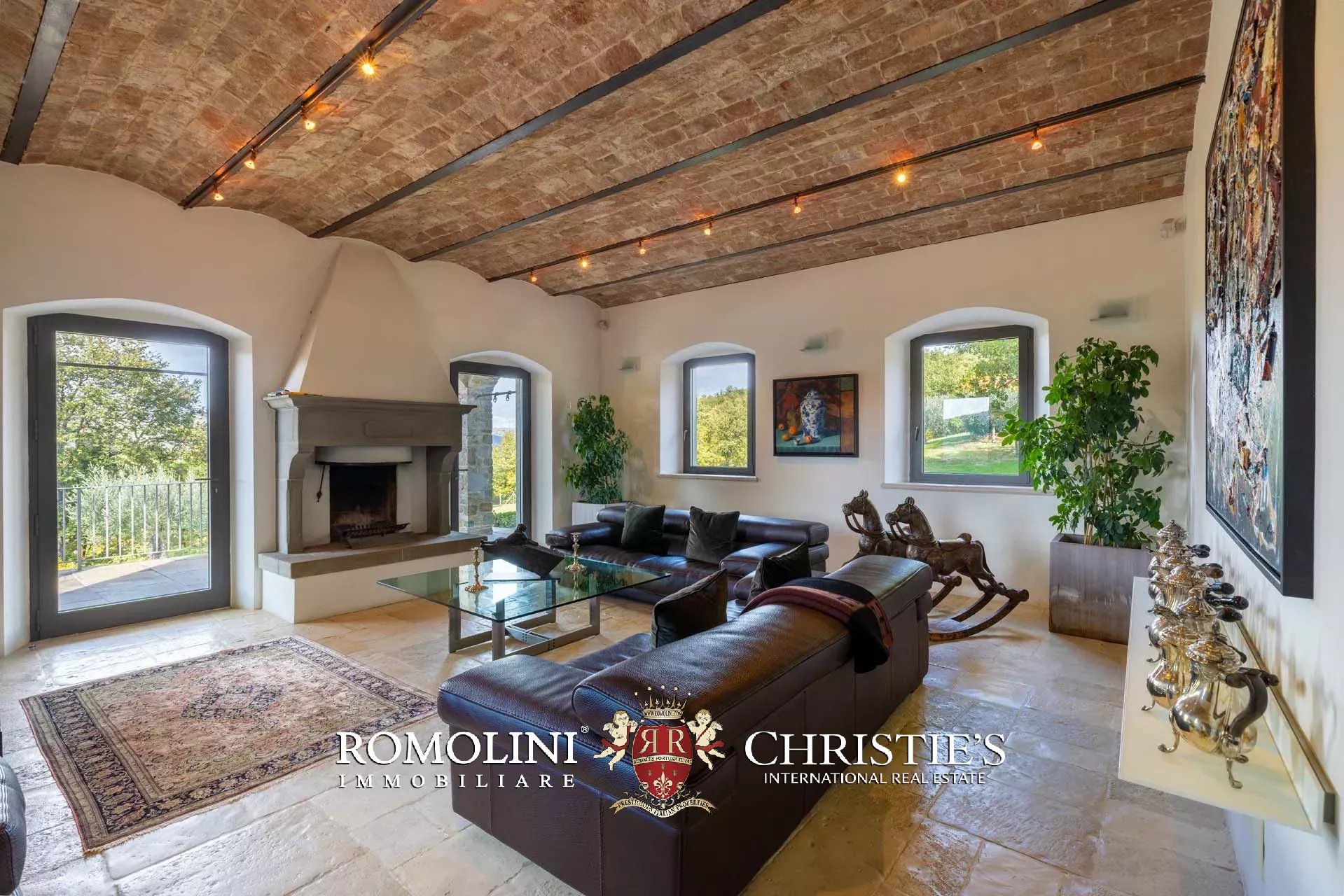 7 Bedroom Villa/Townhouse's Image 26
