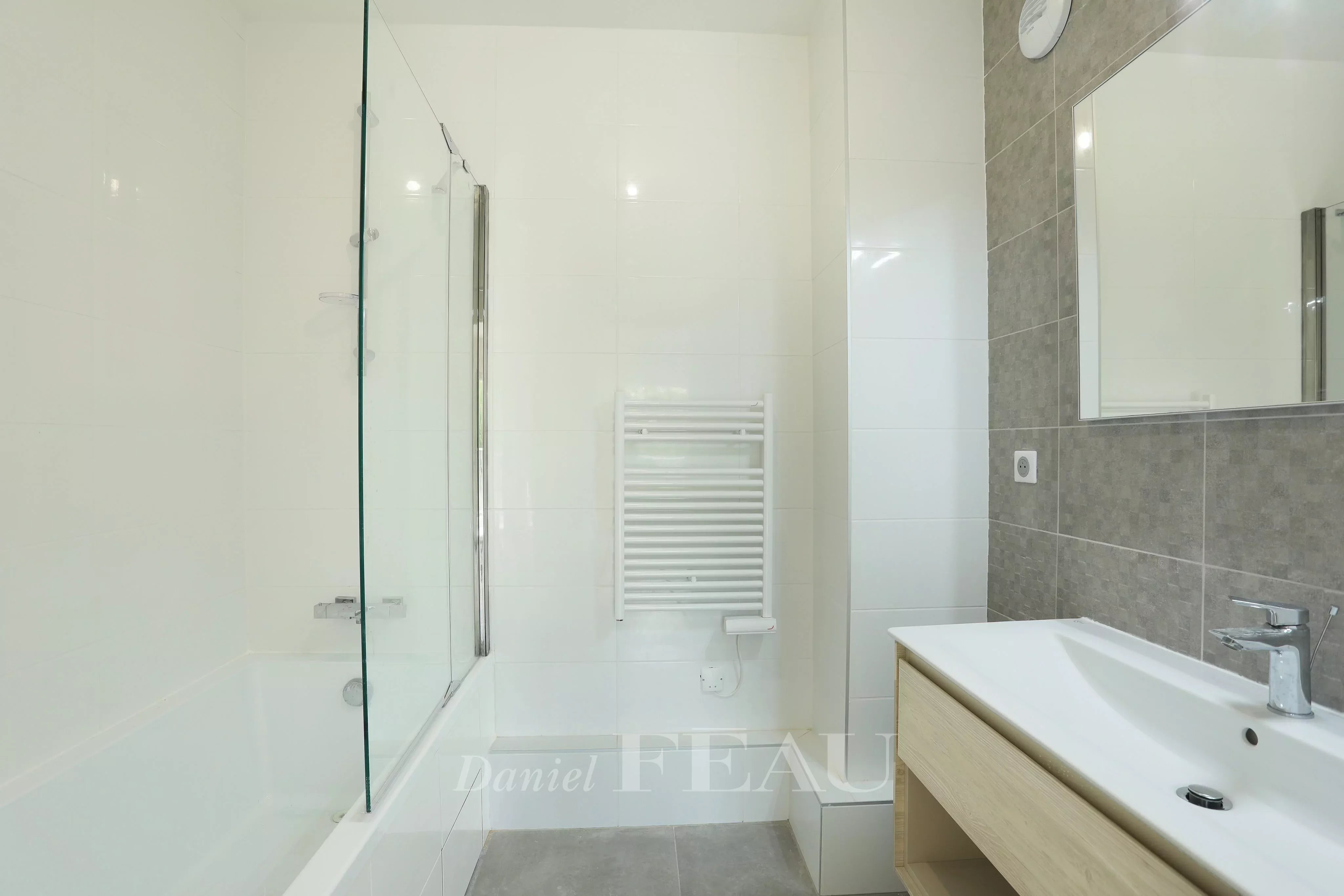 Bathroom Tile