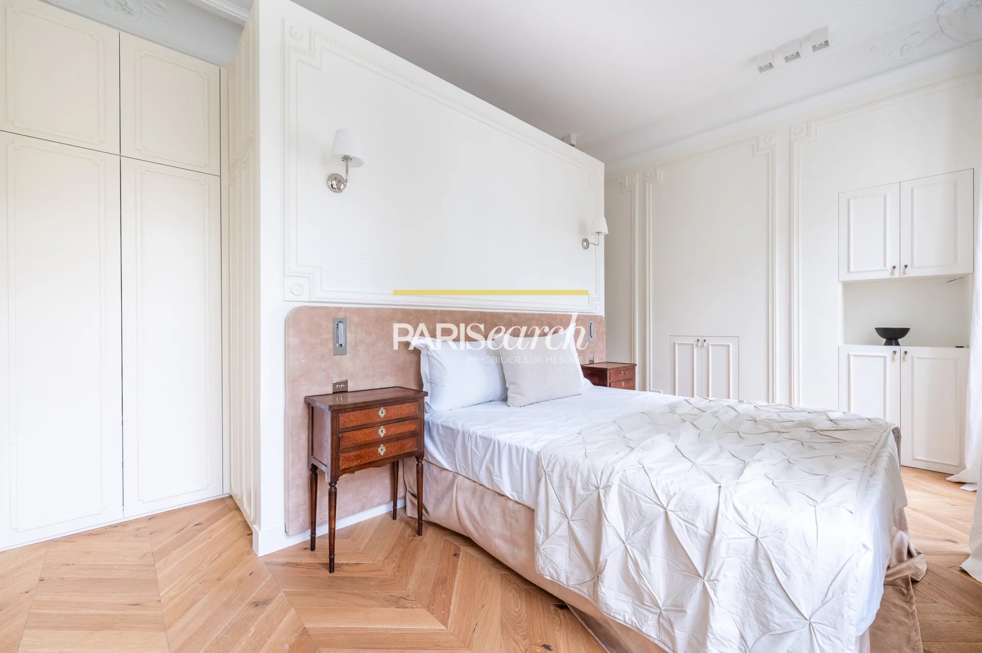 AV MARCEAU-HOTEL FOUR SEASONS