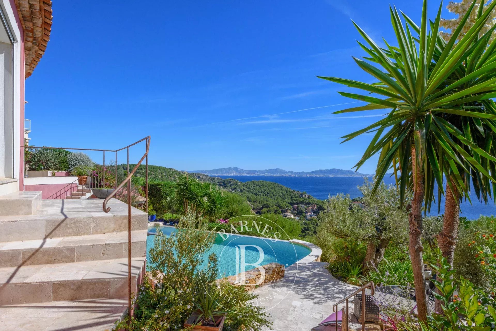 Ensues-la-Redonne - 4-bedroom house overlooking the sea - swimming pool - picture 13