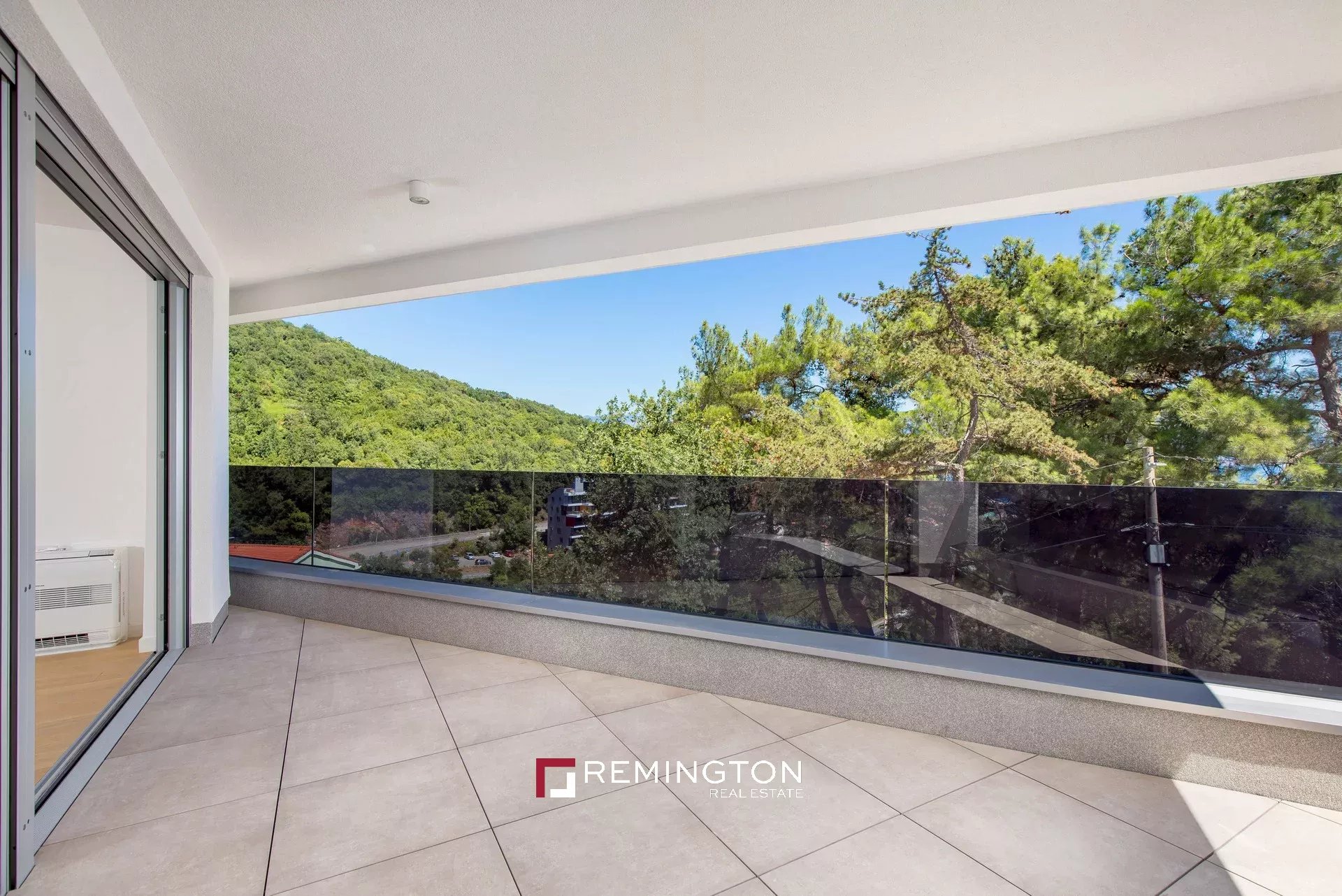 2 Bedroom Apartment/Flat's Image 16