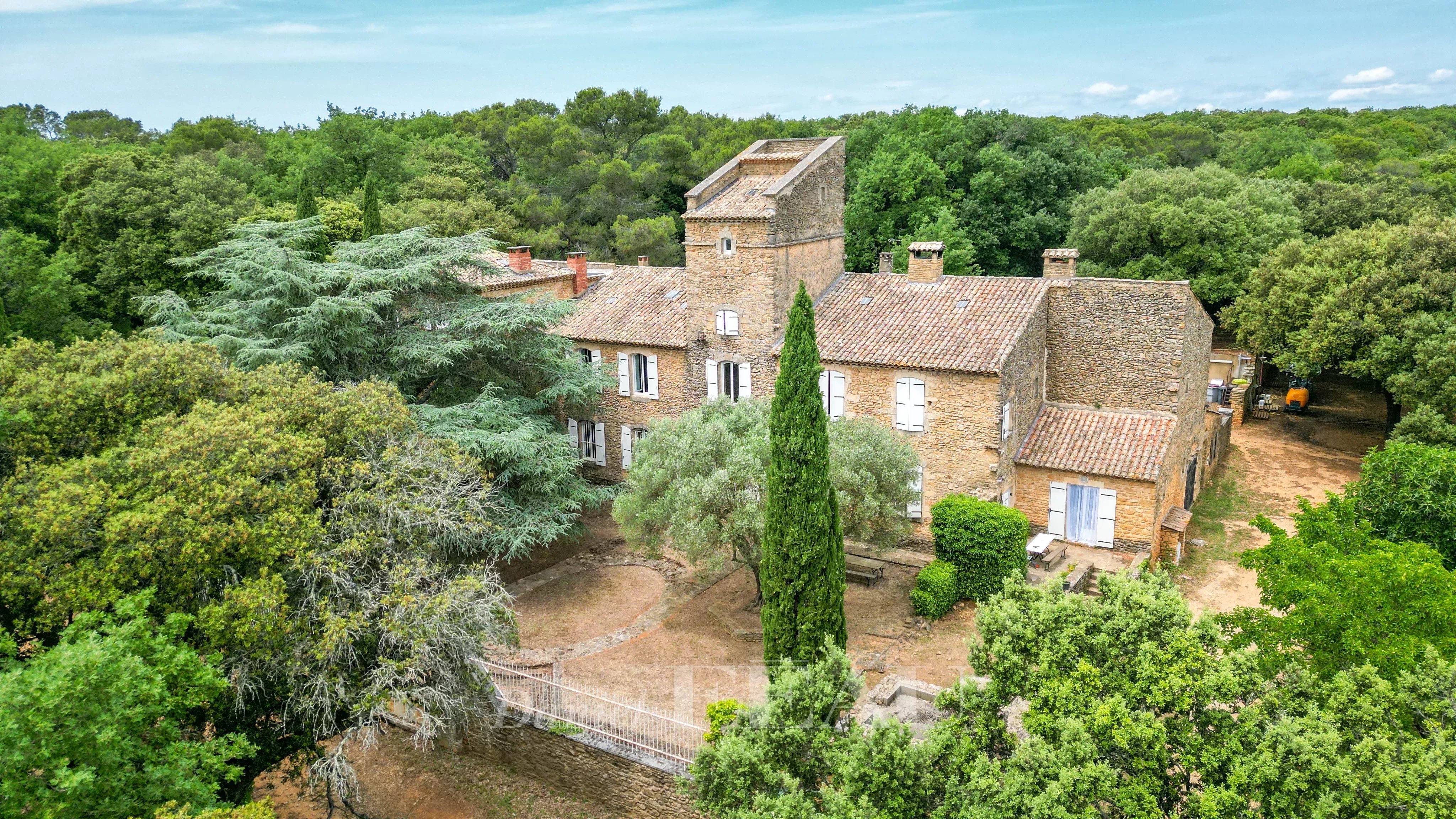 Gard Provencal – A 164-hectare vineyard estate