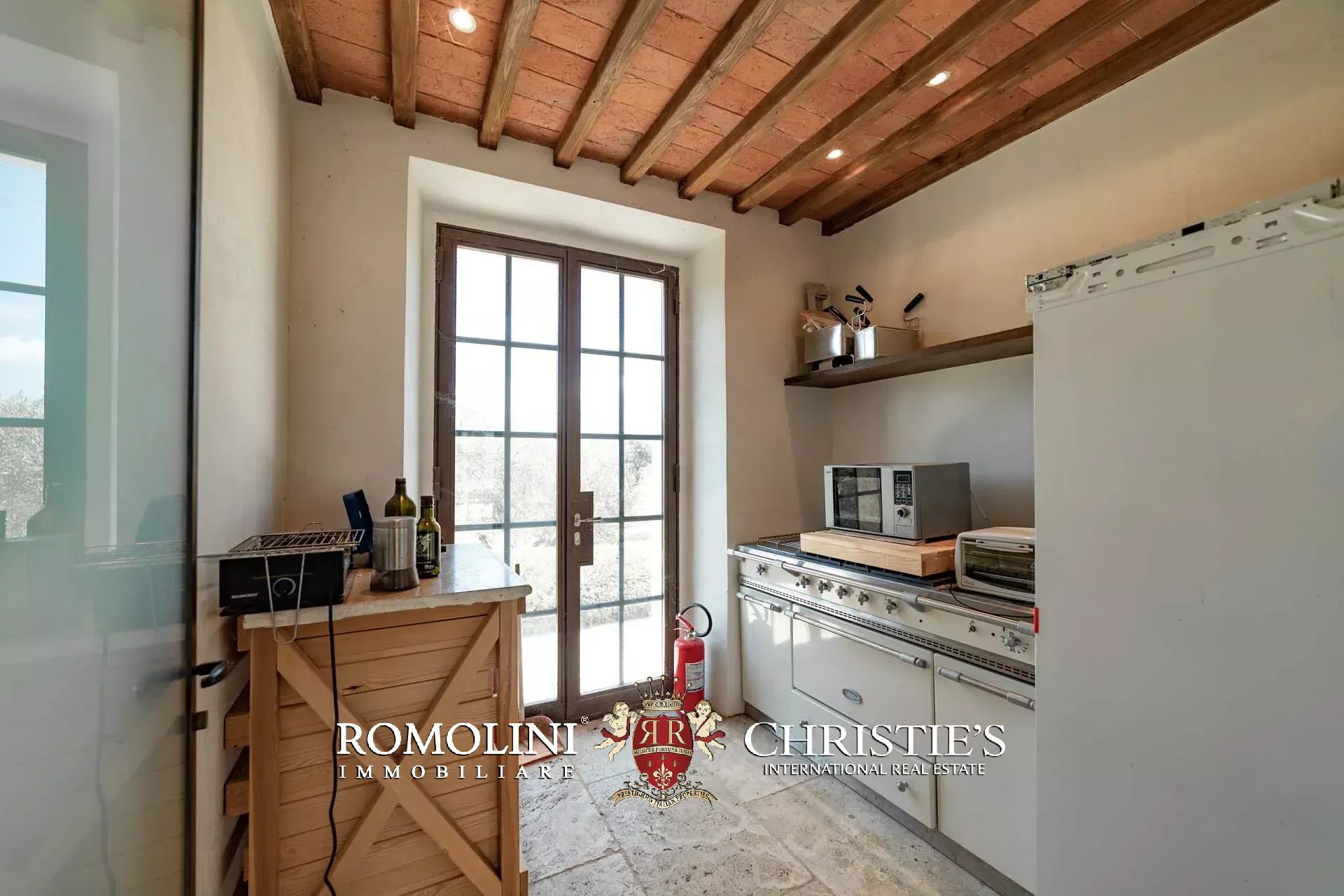17 Bedroom Villa/Townhouse's Image 180