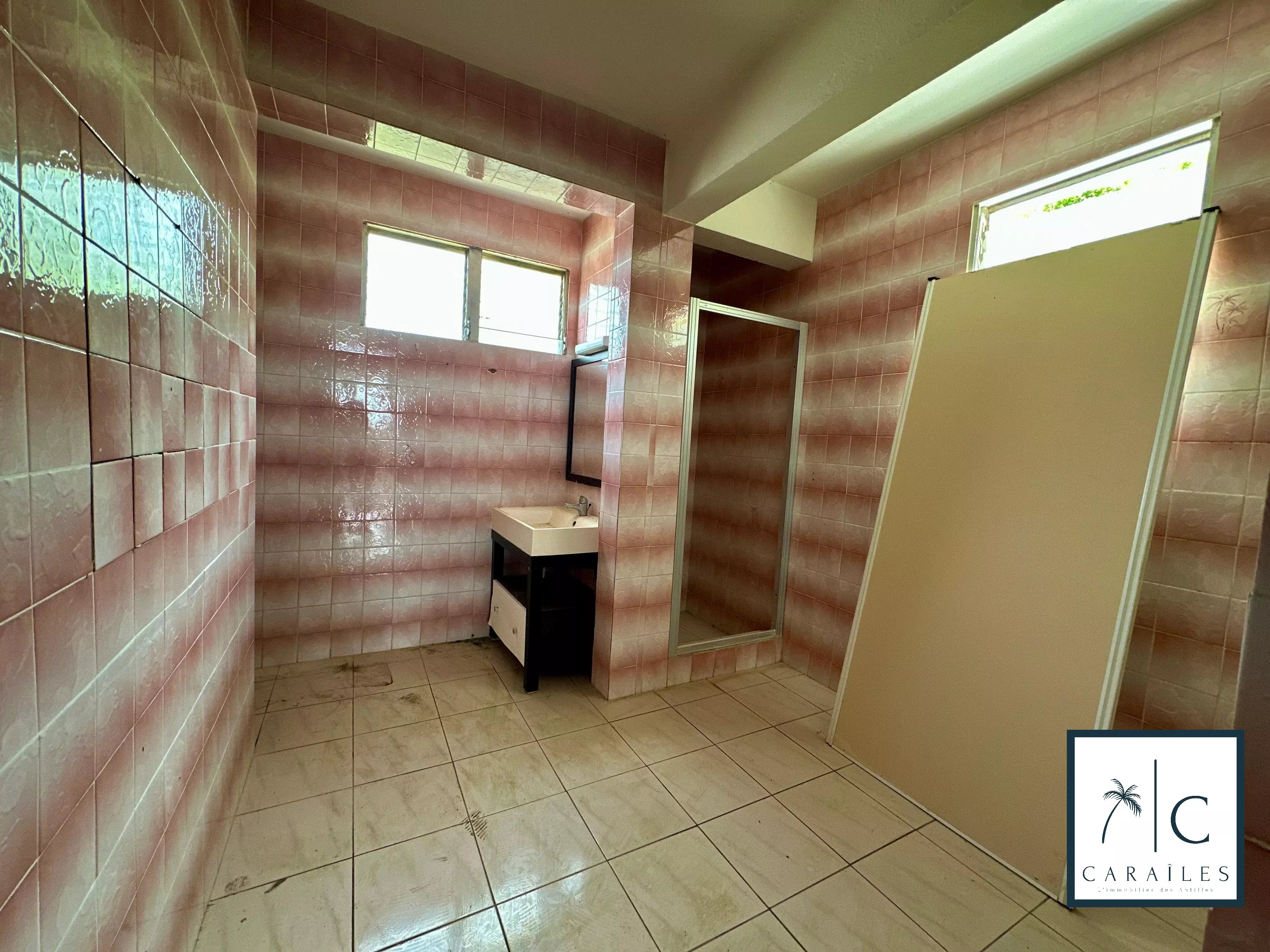 Le Robert – Immeuble 454 m² – 4 appartements – Vue mer – Fort potentiel — photo 15