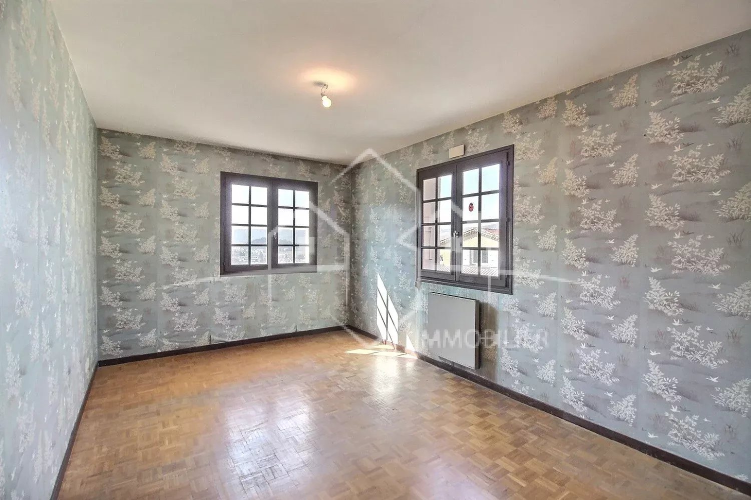 Maison de village 95 m² – 3 chambres, jardin, terrasse et garage