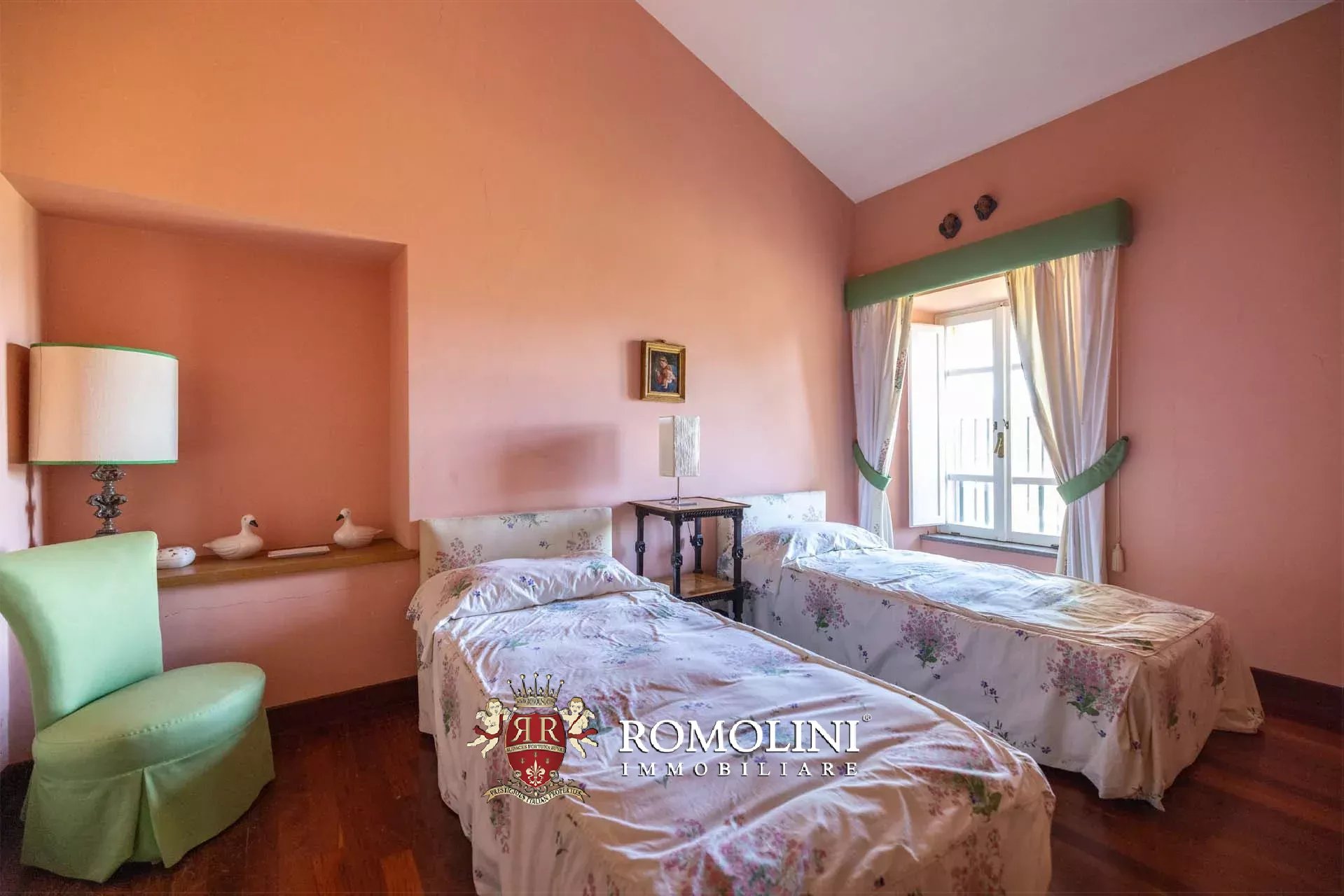 30 Bedroom Villa/Townhouse's Image 63