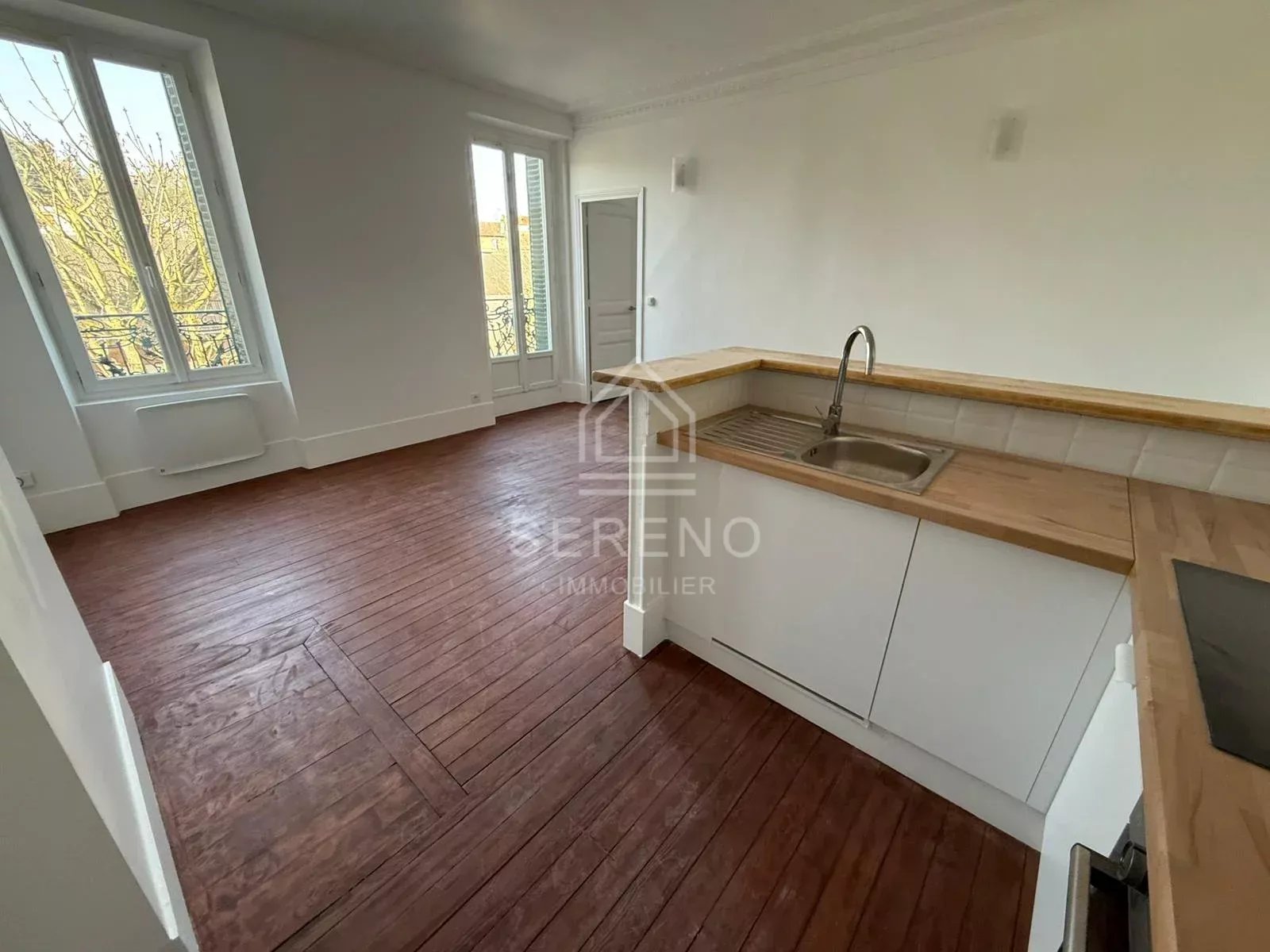 Agence immobilière de 