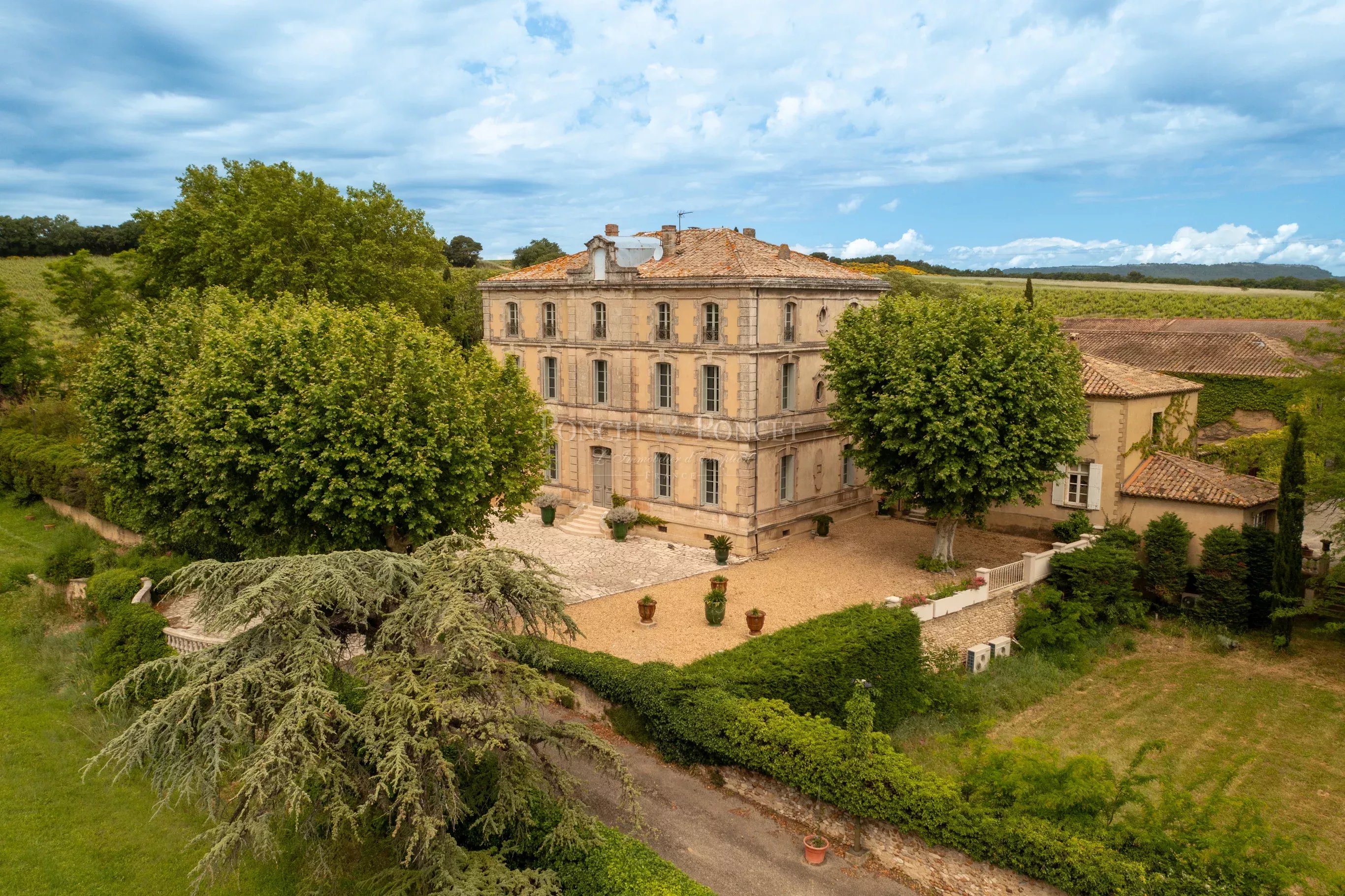 Agence immobilière de Poncet & Poncet