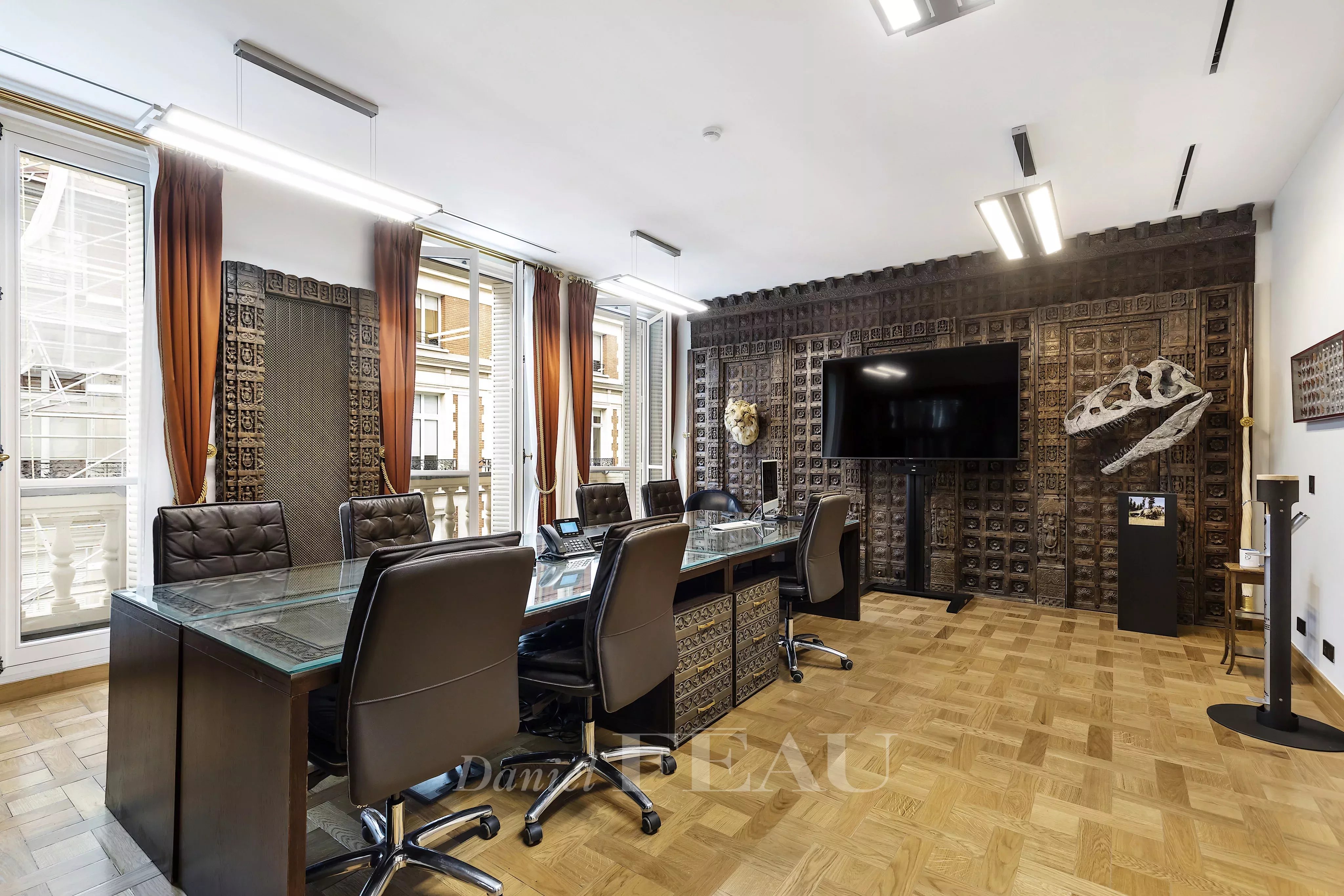 Sale Mansion Paris 8th