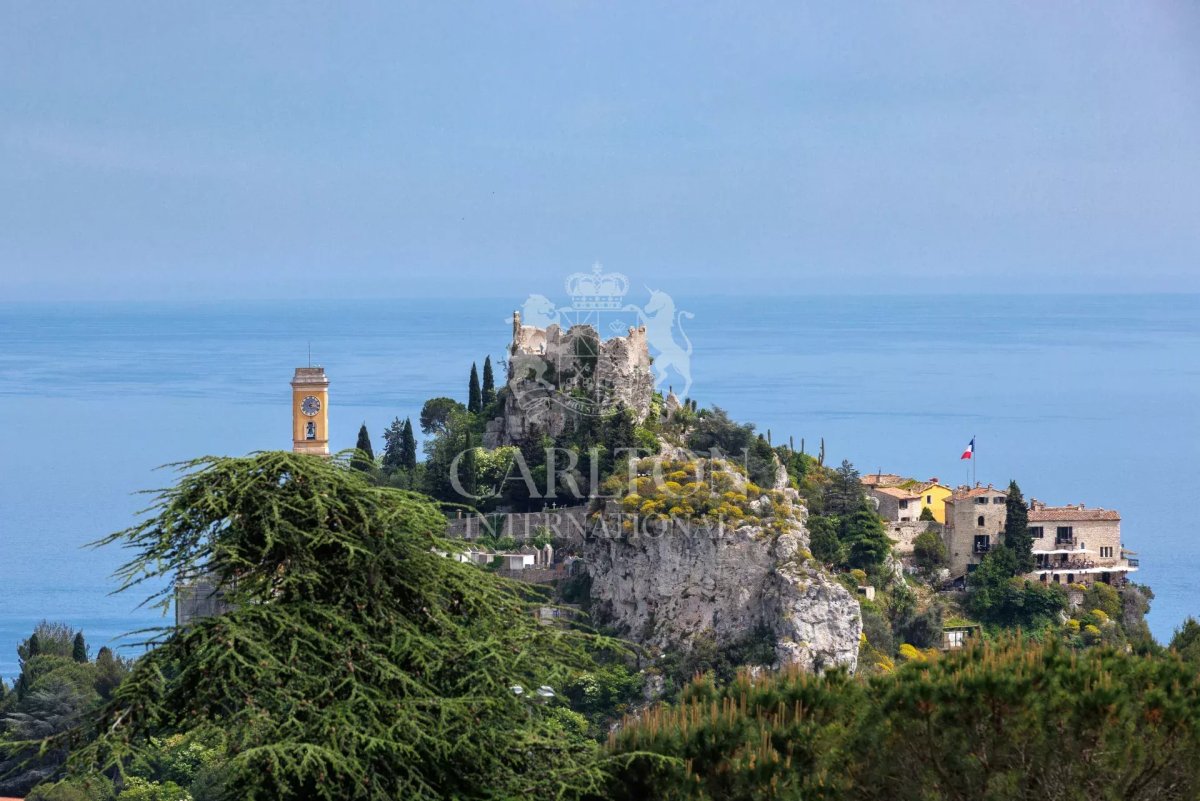 Villa Belle Époque con vistas panorámicas al mar y piscina, a 15 minutos de Mónaco