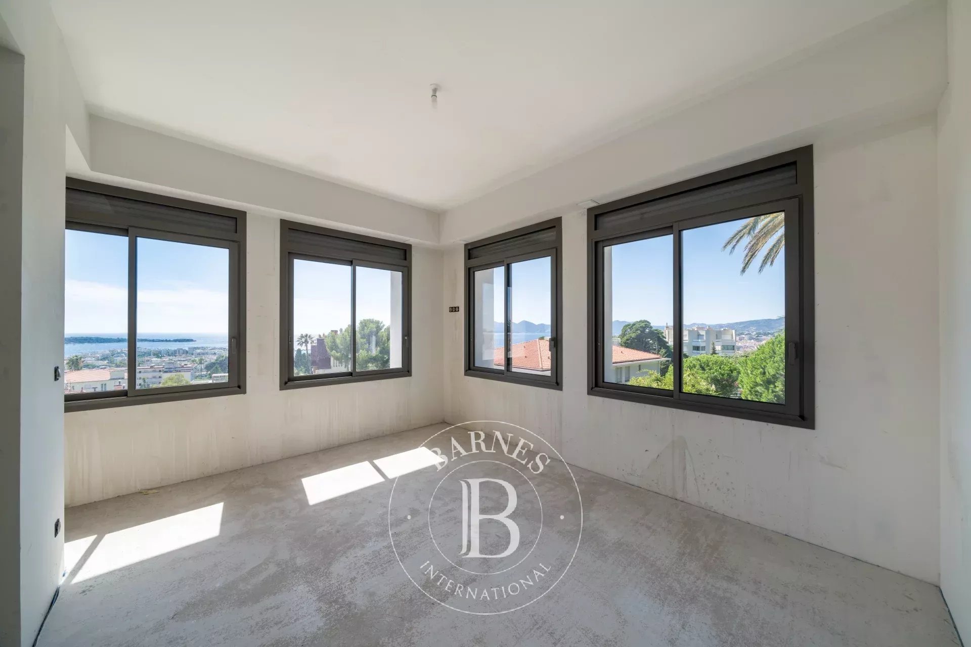 Villa Cannes - picture 17