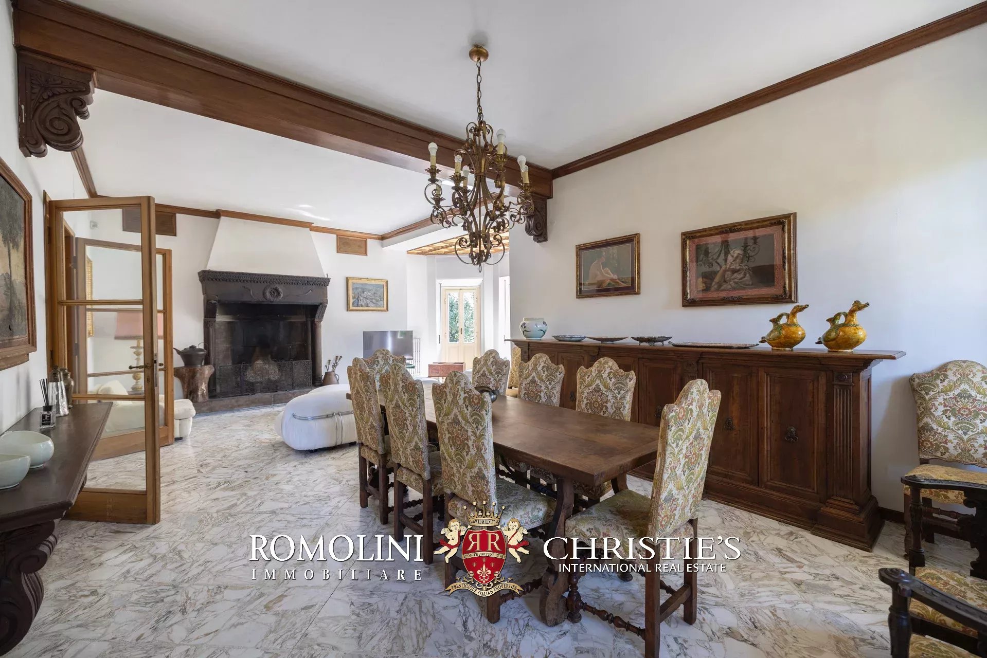 11 Bedroom Villa/Townhouse's Image 29