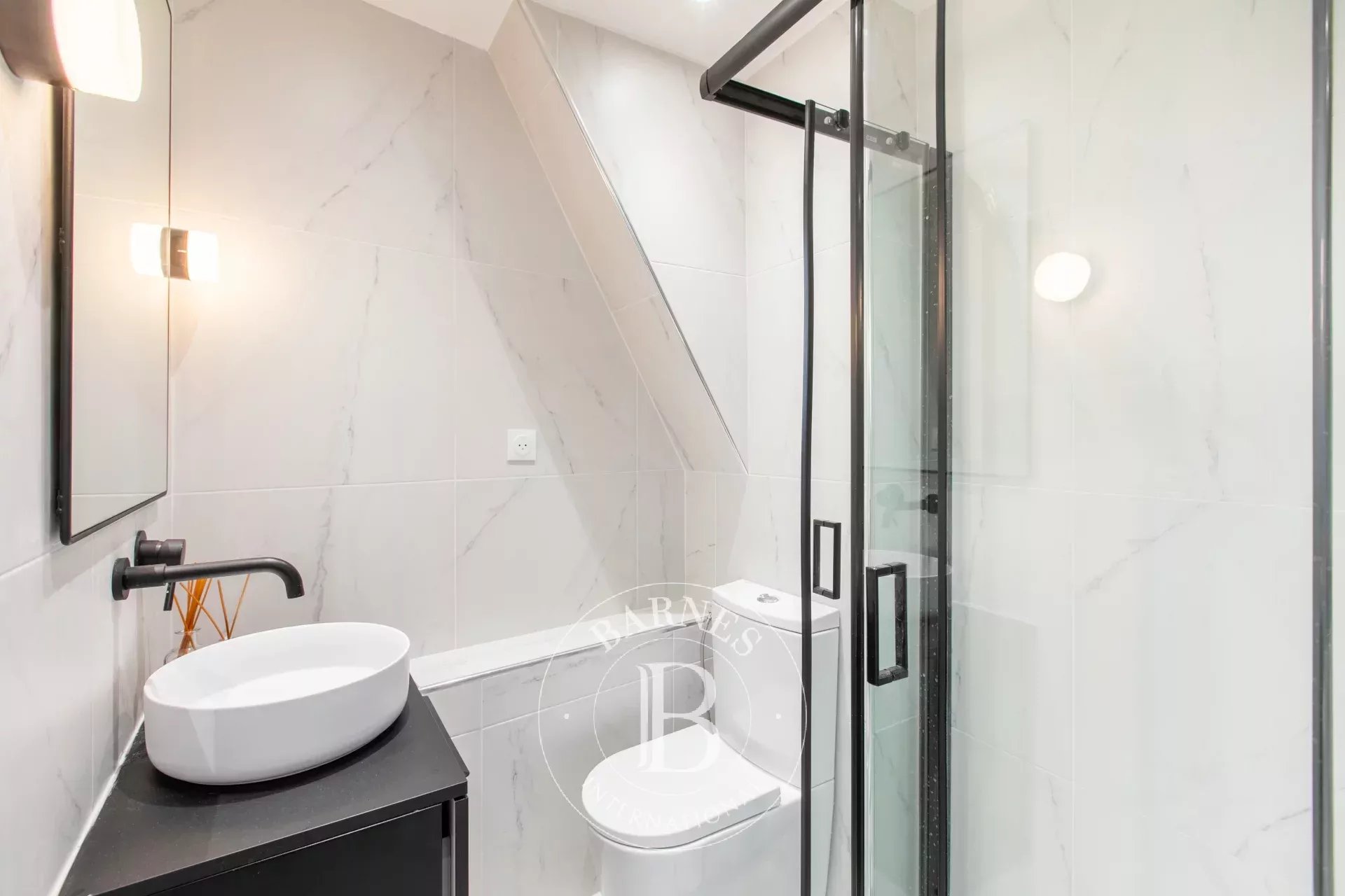 Daire Paris 8ème - picture 4