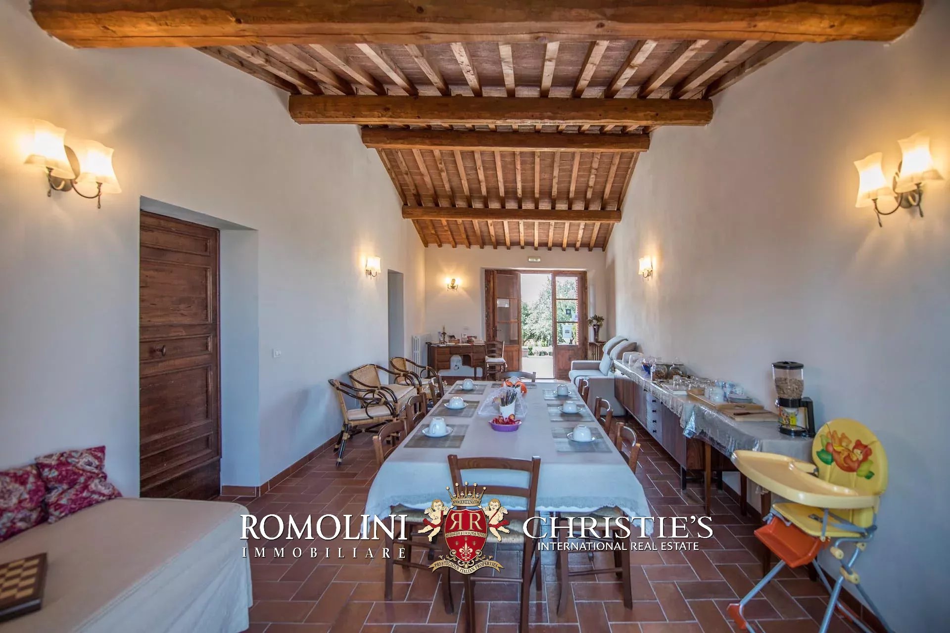 9 Bedroom Villa/Townhouse's Image 43