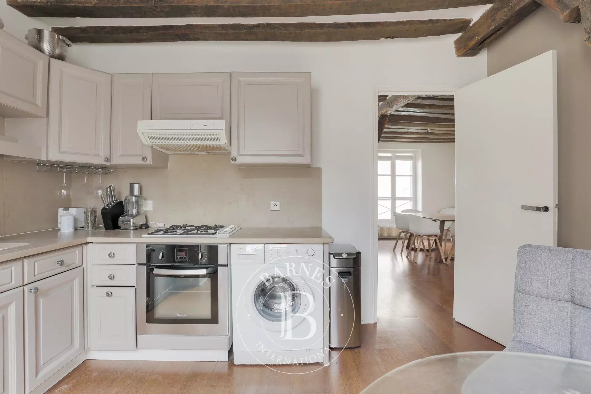 Daire Paris 4ème - picture 8