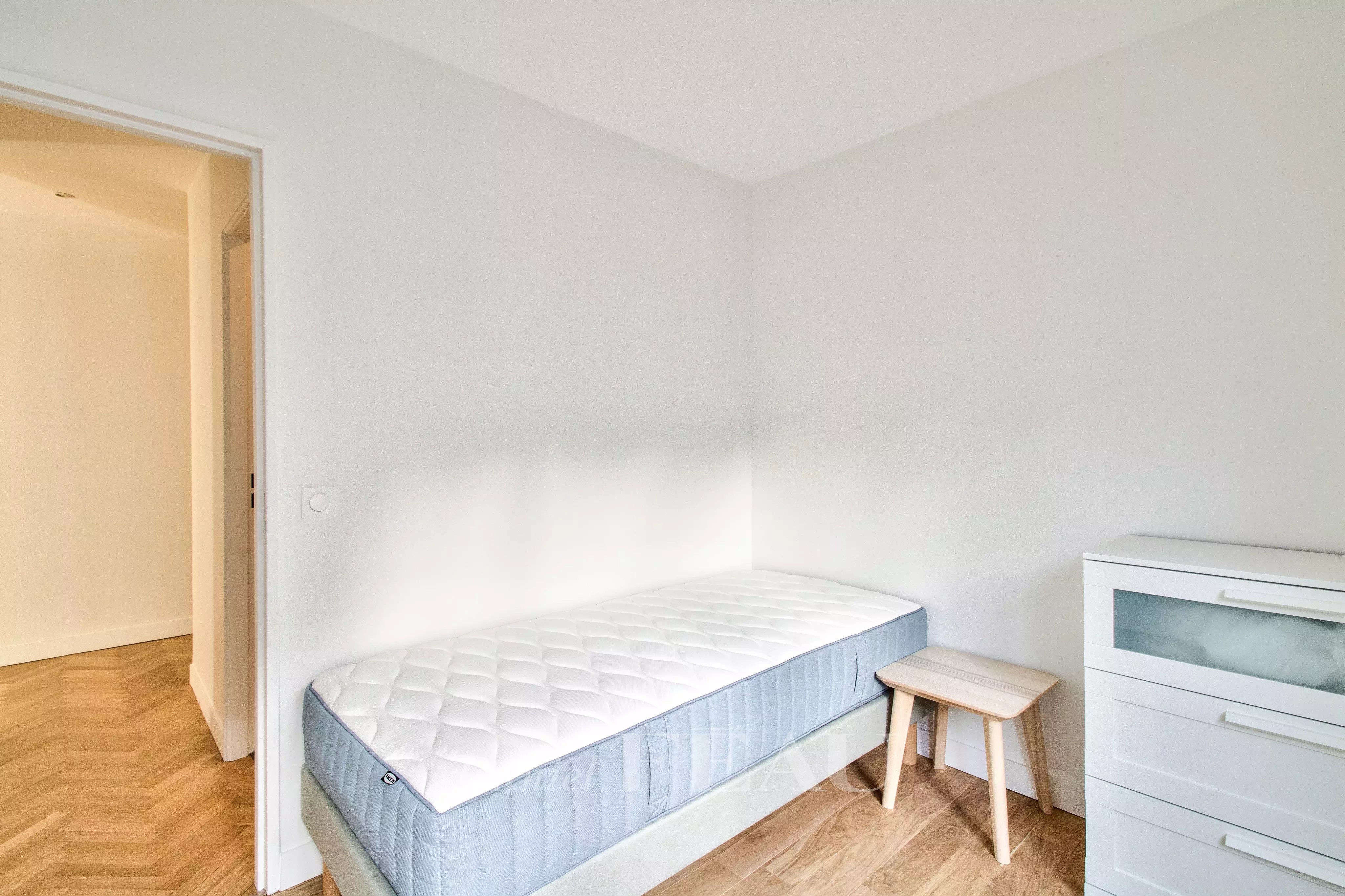Location Appartement Paris 17ème